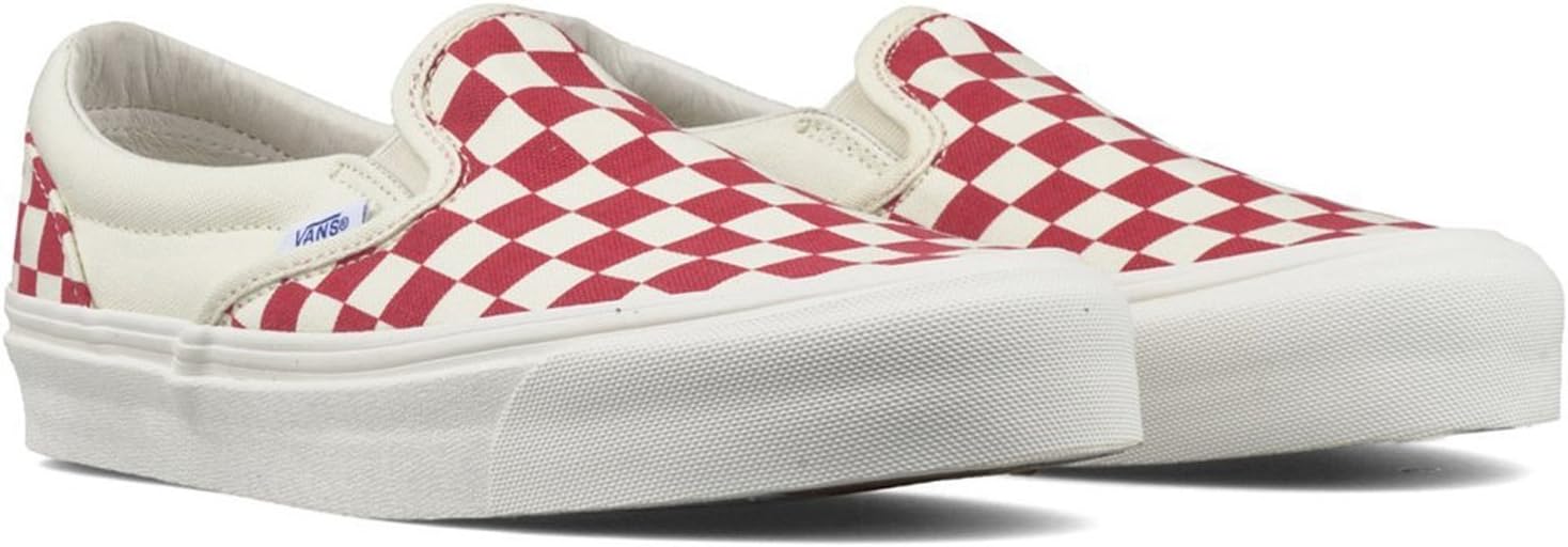 Vans Slip-on(tm) Core Classics (10.5 Women / 9 Men, Racing Red/White)