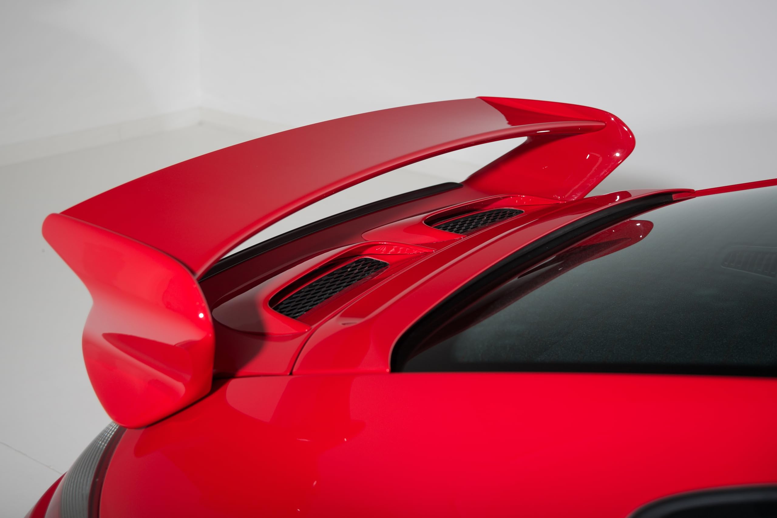 Rojo Brillante Vinilo Adhesivo Coche Película Adhesiva de Protección de la Carrocería del Automóvil con Tecnología de Liberación de Aire Película de Vinilo para Automóvil — view 5
