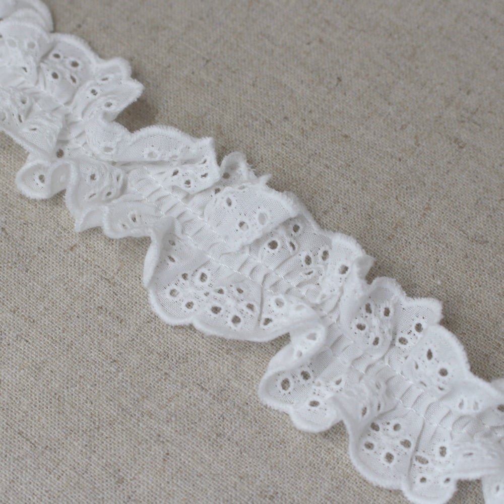 1yard Broderie Anglaise Gathered Cotton Eyelet lace Trim 3.5cm YH1538g (White)
