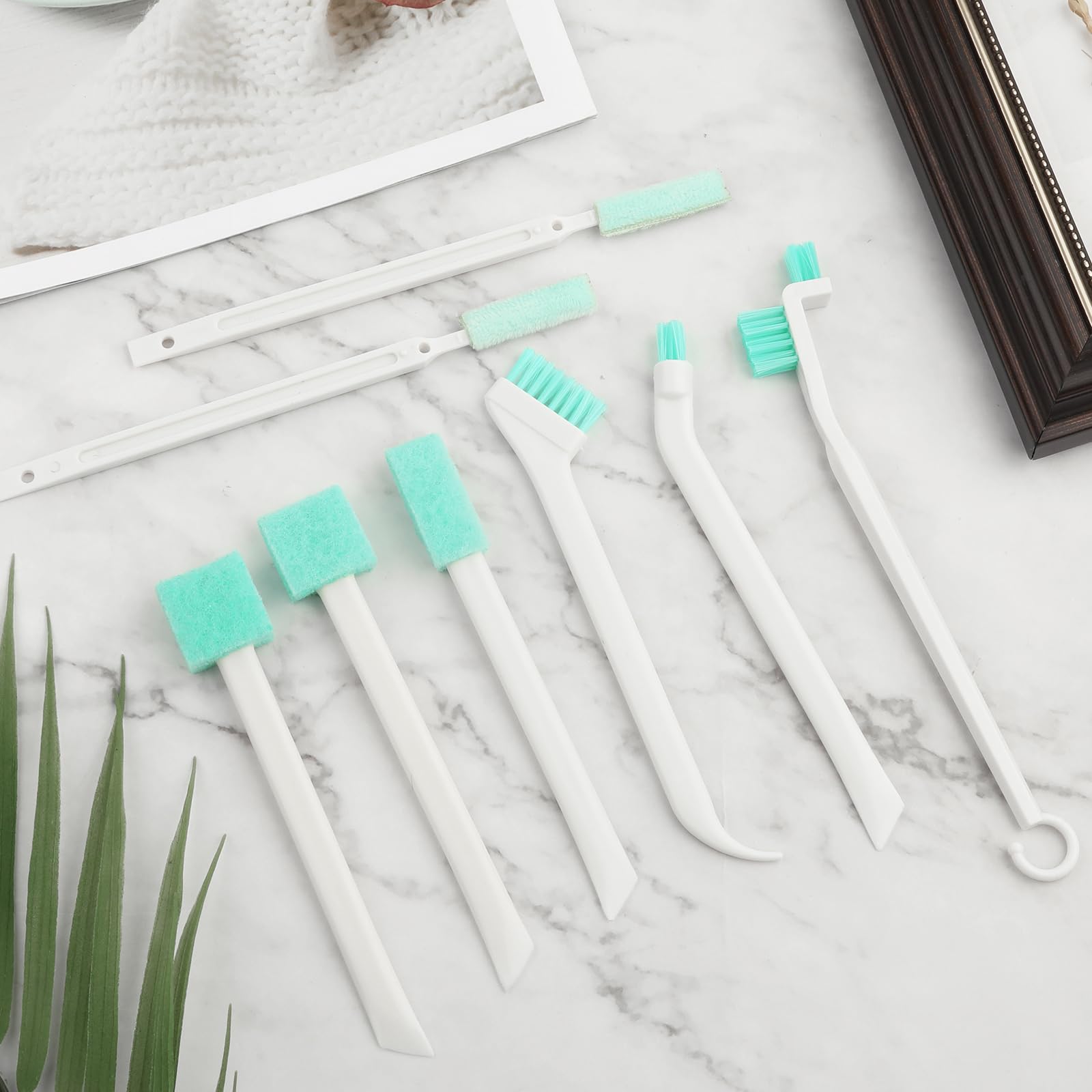 humidifier cleaning supplies kit white vinegar bottle brush microfiber cloths