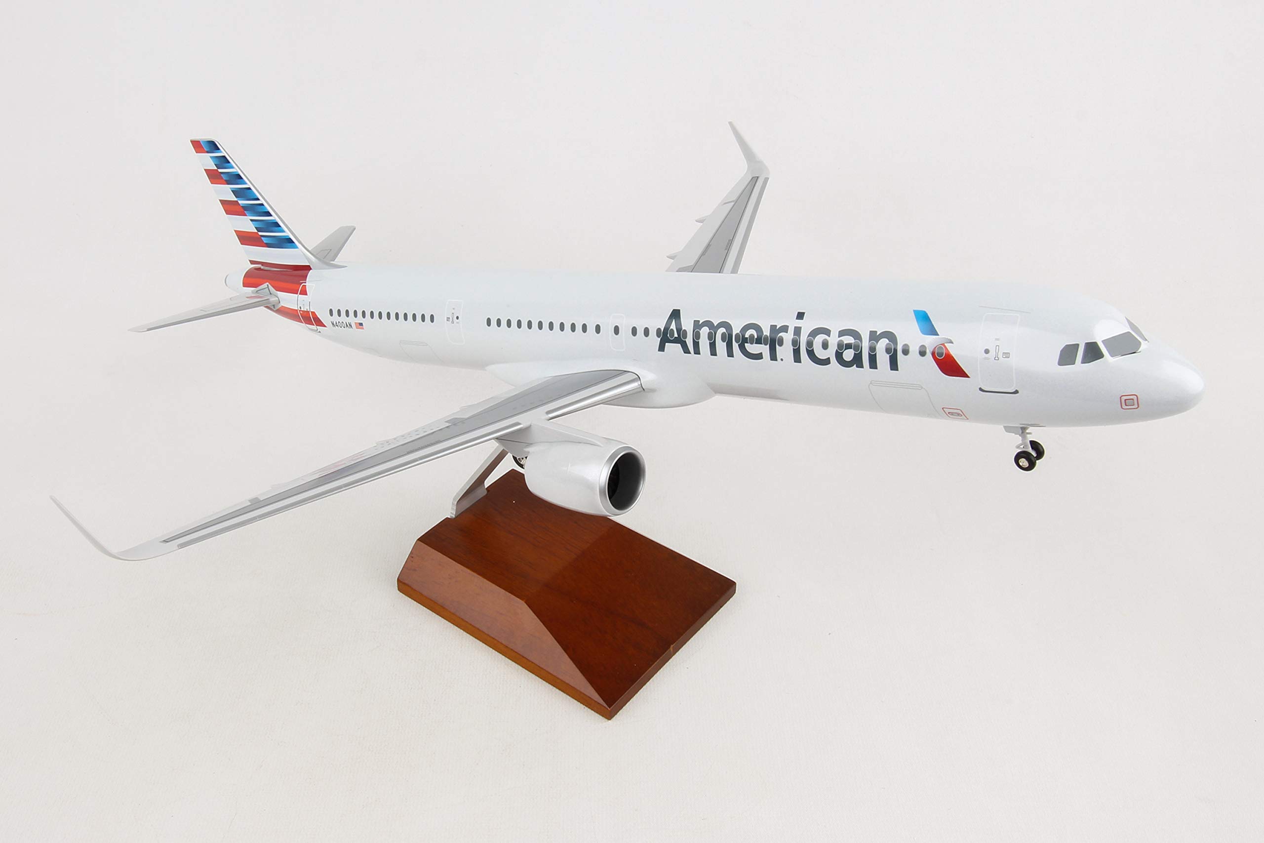 Daron American A321neo 1/100 w/Wood Stand & Gear SkyMarks Supreme