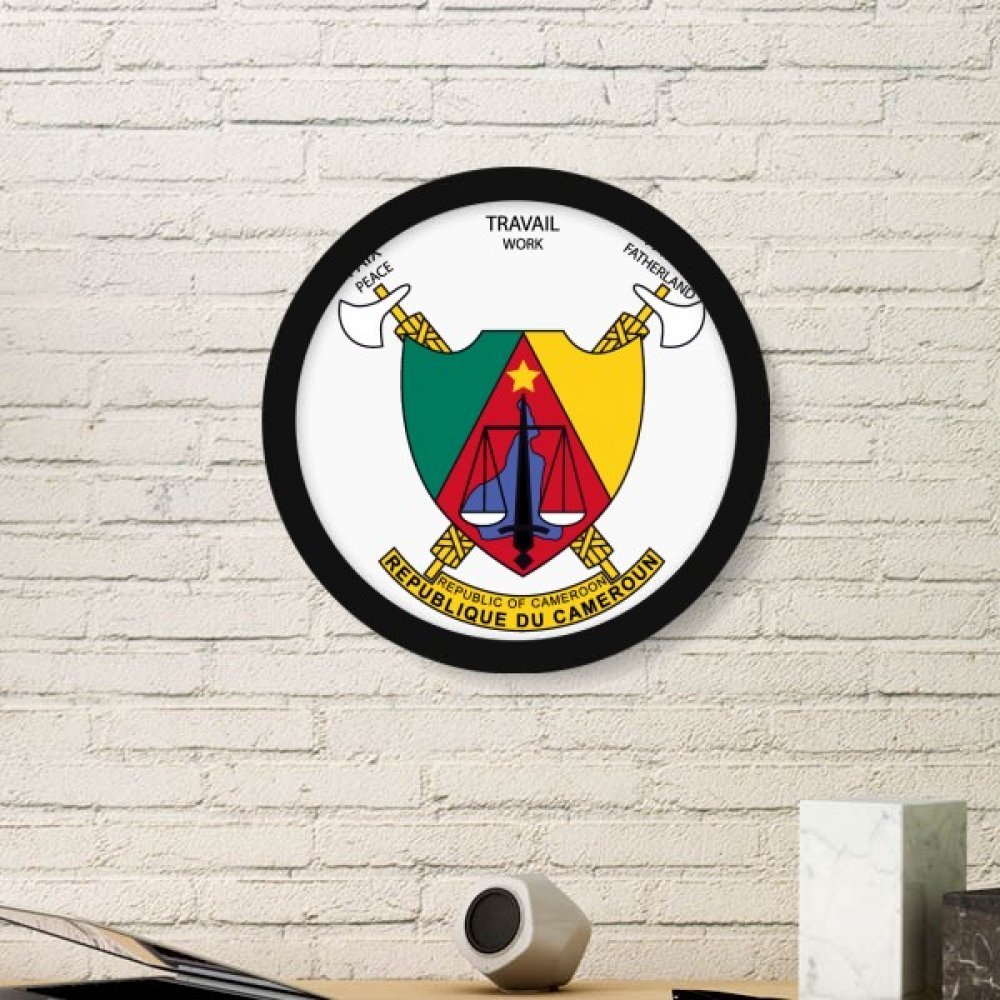 Cadre Cameroun en bois rond pour embellir votre salon ou bureau