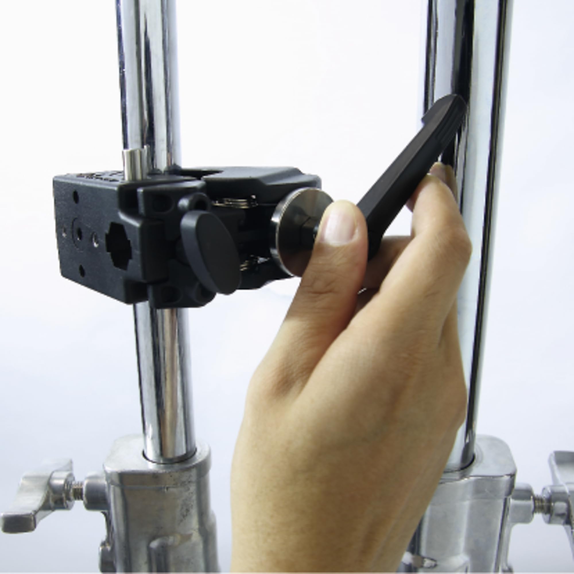 Kupo KCP-710B Super Convi Clamp Nero con Manico a Cricchetto – Morsetto Professionale in Alluminio per Tubi – Carico 20kg – Attacco Esagonale 16mm