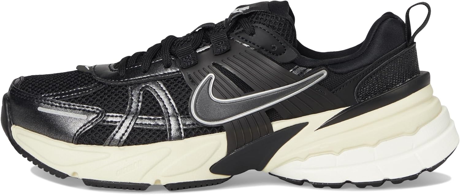 Nike Women's V2K Run Shoes - Image 8