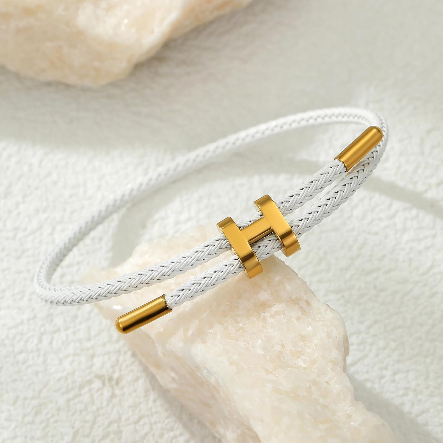 AIMADE Bracelets for Women Adjustable Charm Bracelet, 18k Gold-plated Buckle Design Titanium Steel Wire Rope Women's Gift Jewelry