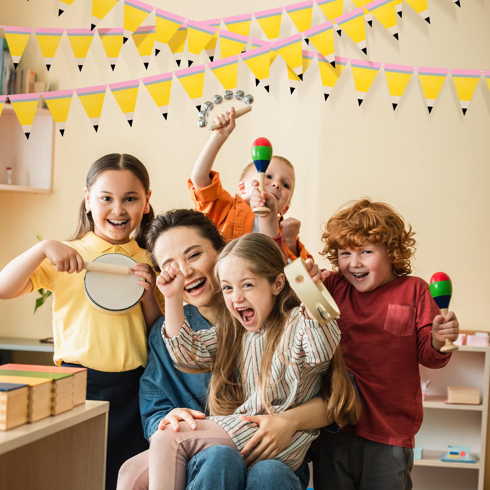 Banderines de papel con forma de lápiz, banderas triangulares con impresión de doble cara, bandera de papel triangular para decoración escolar, fiesta, decoración de aula colgante