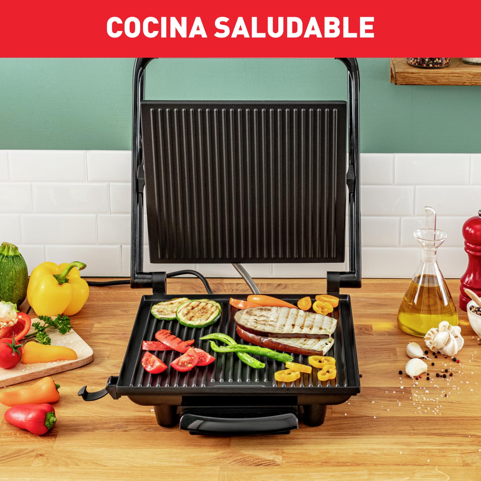 Tefal GC241D Grill con placas antiadherentes, Toque frío, Bandeja recoge jugos extraíble, Paninis, carne, pescado y asar verduras, Negro/Plateado, Potencia de 2000 W
