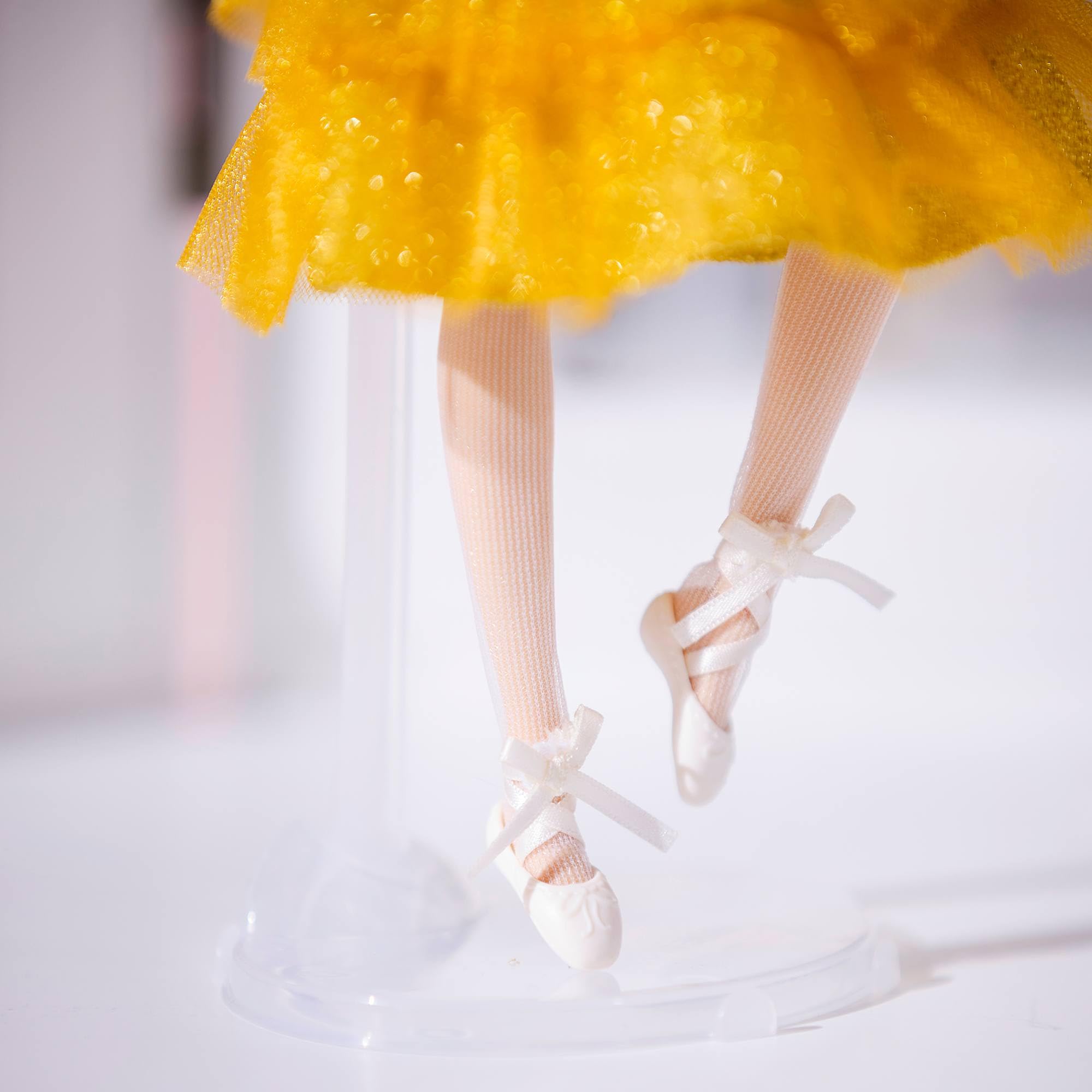 Disney Store Official - Die Schöne und das Biest - Belle - Disney Prinzessinnen Ballettpuppe - Ballet Doll Kollektion - 30 cm/12" - Ab 3 Jahren - 3