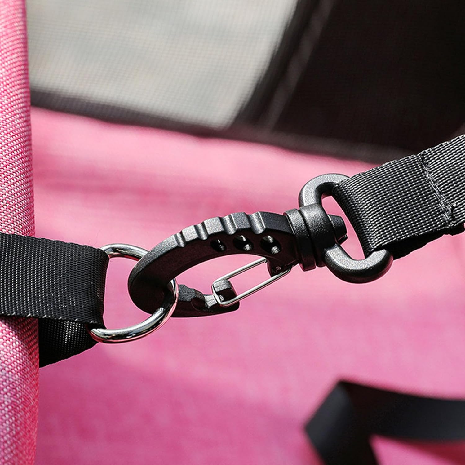 Dog Car Seat, Breathable Elevated Pet Car Seat with Safety Belt for Cars ()