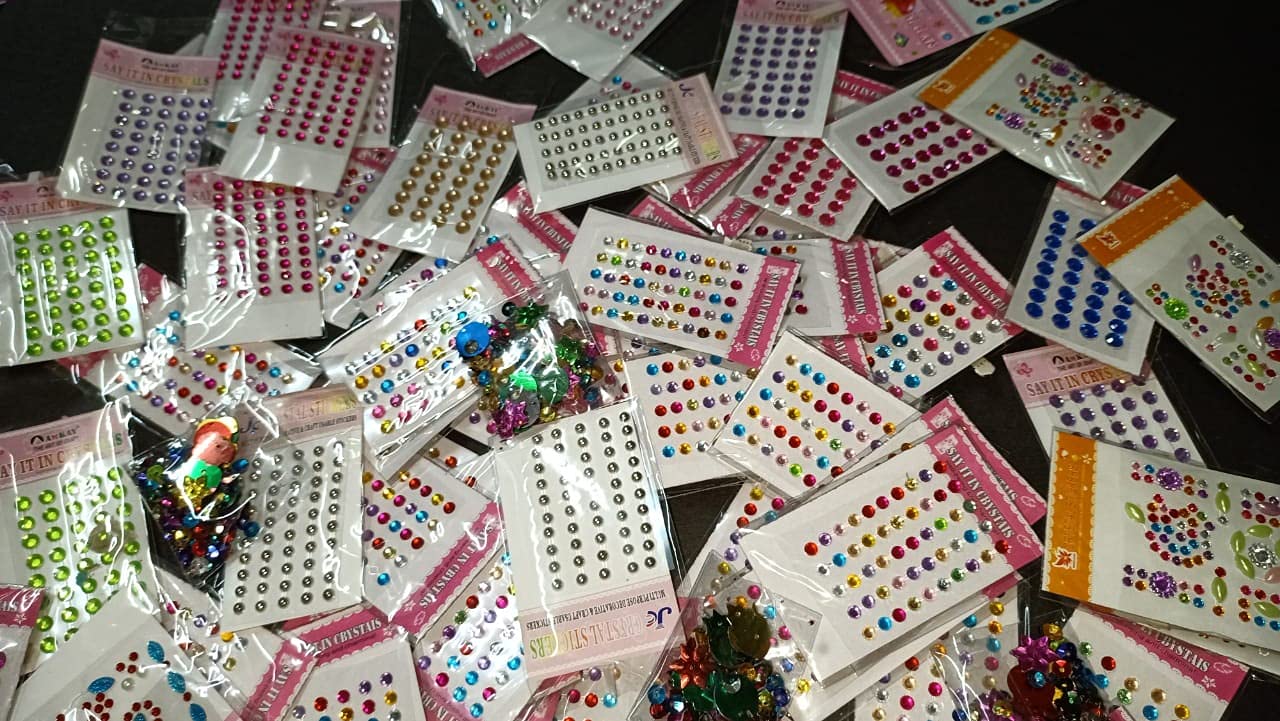 IMTION Art Crafted 44 Different Decoration Material Packet Multicolour Beads and sitare Star Decoration Craft Decoration Material School Project Work