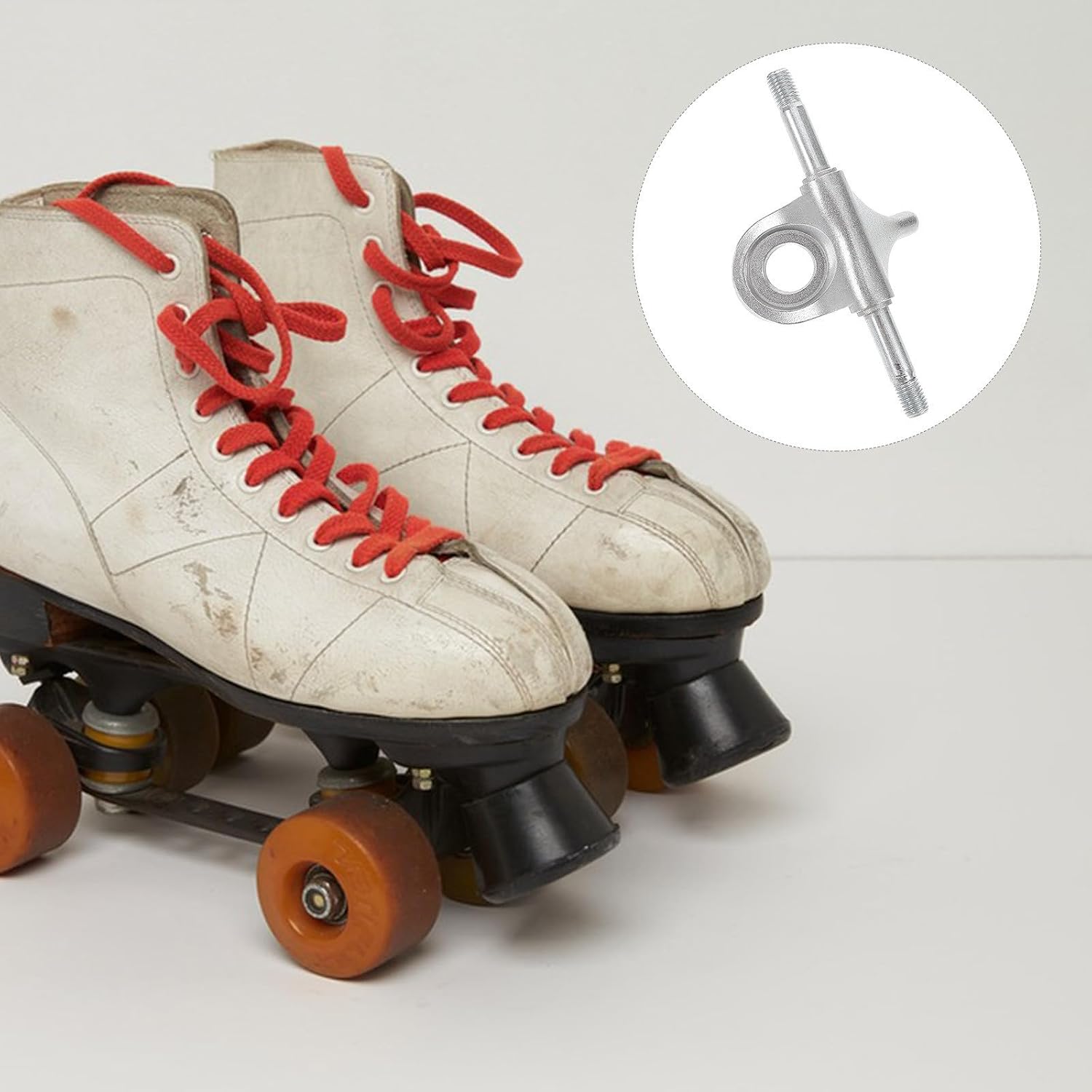 Aluminum Alloy Triangle Roller Skate Trucks Replacement Plate with Easy Assembly and Versatile Use for Indoor Skating Arenas, Sturdy Silver Roller Skating Accessories Hardware