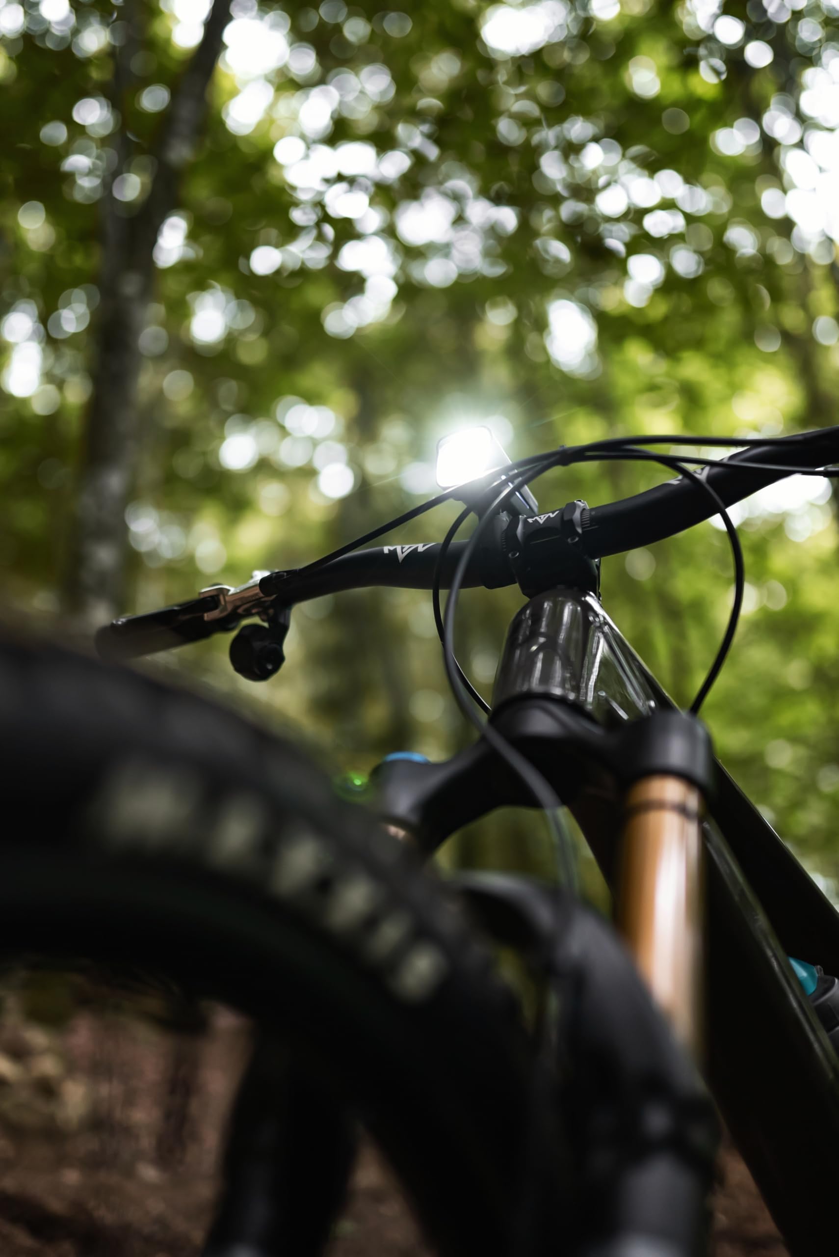 OSRAM LEDsBIKE Race 100 Set, wiederaufladbares Fahrradlichtset, StVZO-zugelassenes Front- und Rück-LED-Lichtset mit Bremslicht, Mehrere Beleuchtungsmodi, DREI Helligkeitsstufen, 100 Lux