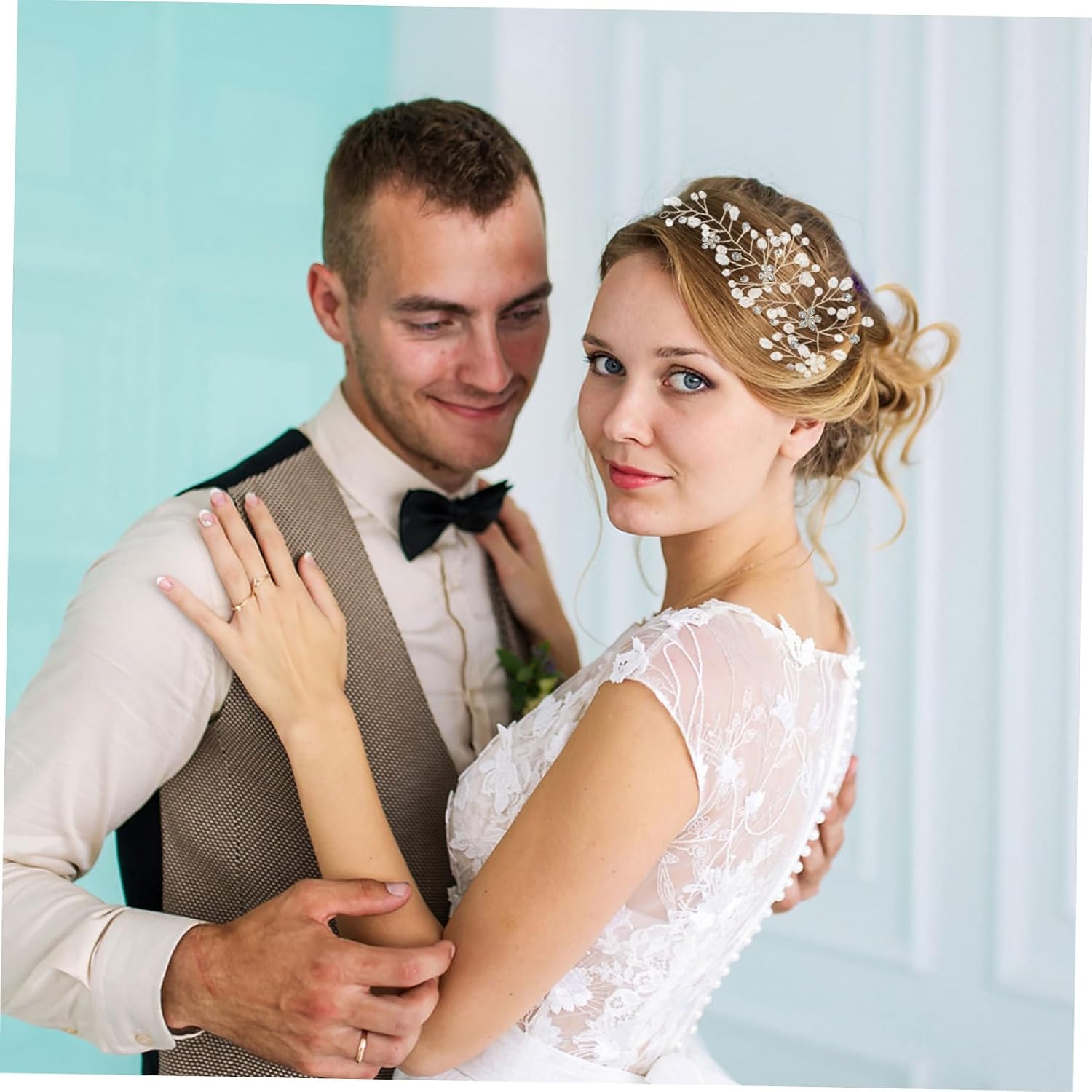 2pcs Bridal Hair Accessories Silver Rhinestone Comb Set for Wedding Day and Formal Events, Zinc Alloy Crystal Hair Combs with Comfortable and Adjustable Fit for Brides