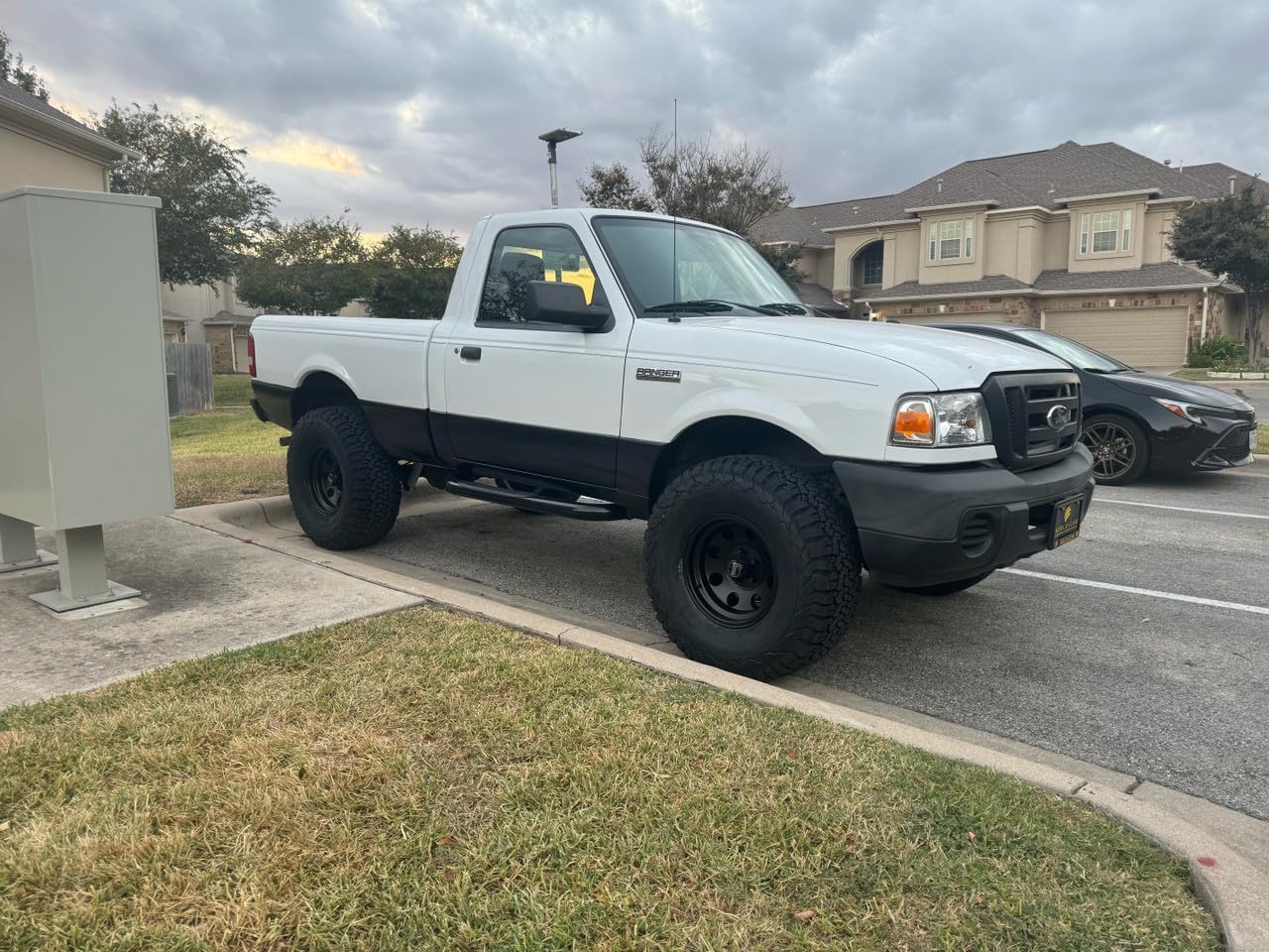 RTZ - Compatible with Ford Ranger Pickup Full Lift Kit 4" Front Lift Iron Spindles + Adjustable Rear 1-2" Lift Shackles + Set of Doestch Tech Premium Nitrogen Gas Charged Shocks 6 Cylinder Motor 2wd