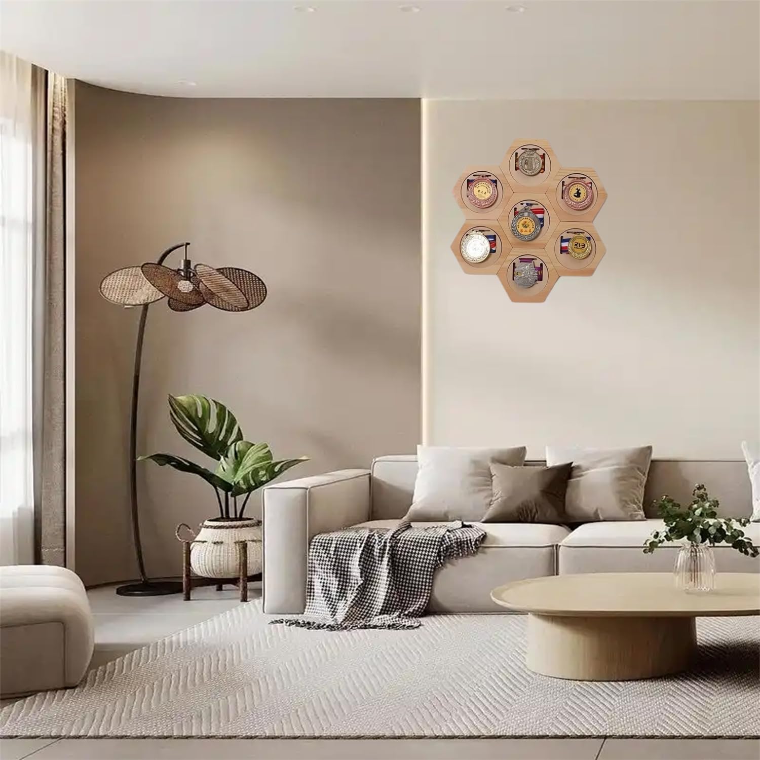 scosao Colgador de Medallas Pared, Perchero para Medallas De Madera Hexágono Estante de Exhibición de Medallas Deportivo para Baloncesto Gimnasia, Fútbol, Softball, Natación, Baile