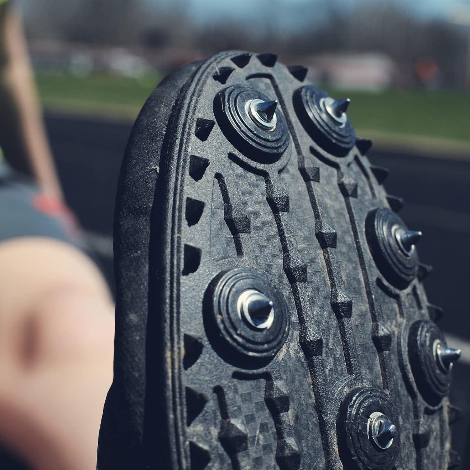 50 clavos de 6 mm de punta – Picos de repuesto para zapatos de atletismo – Incluye llave de punta – Ideal para saltar, correr, senderismo y pasarela – Pinchos de plástico resistentes y