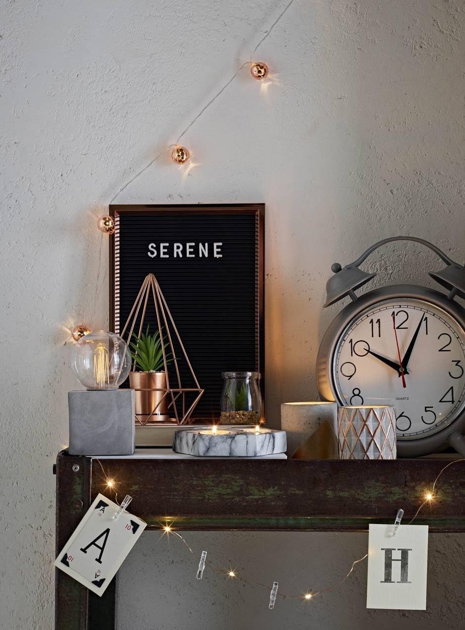 Retro Peg letter board copper frame