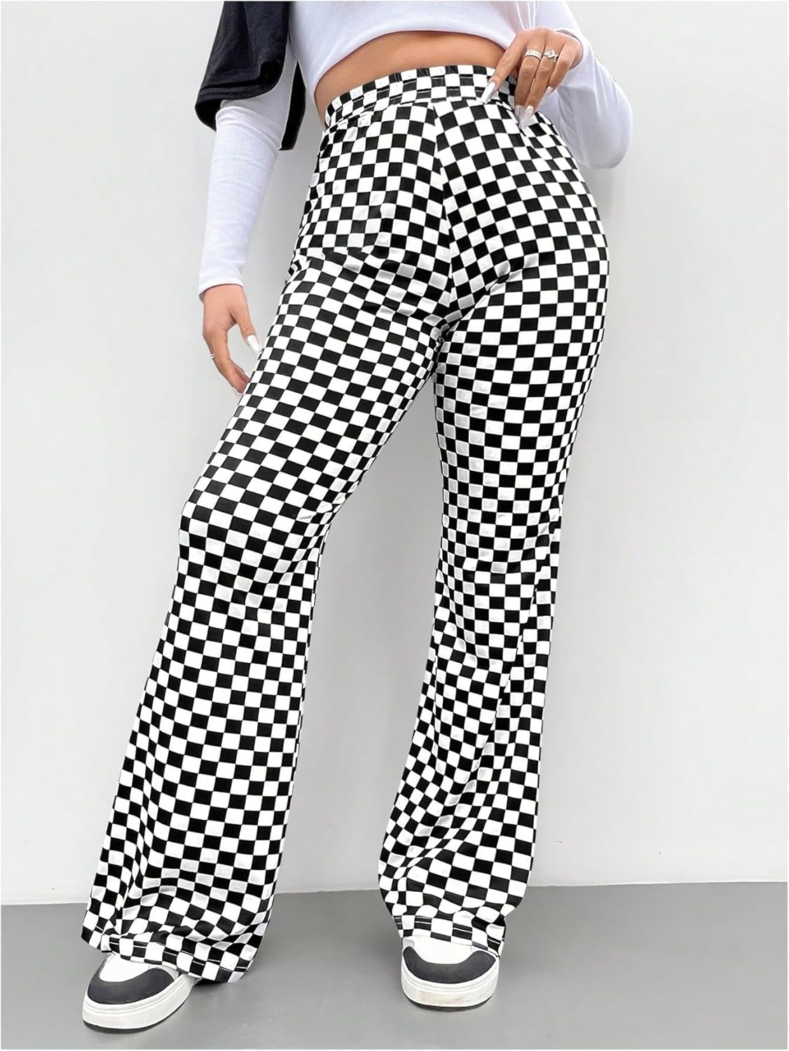 WDIRARA Women's Plus Size Newspaper Print Flare Pants High Waist Causal Long Pants Streetwear - Image 4