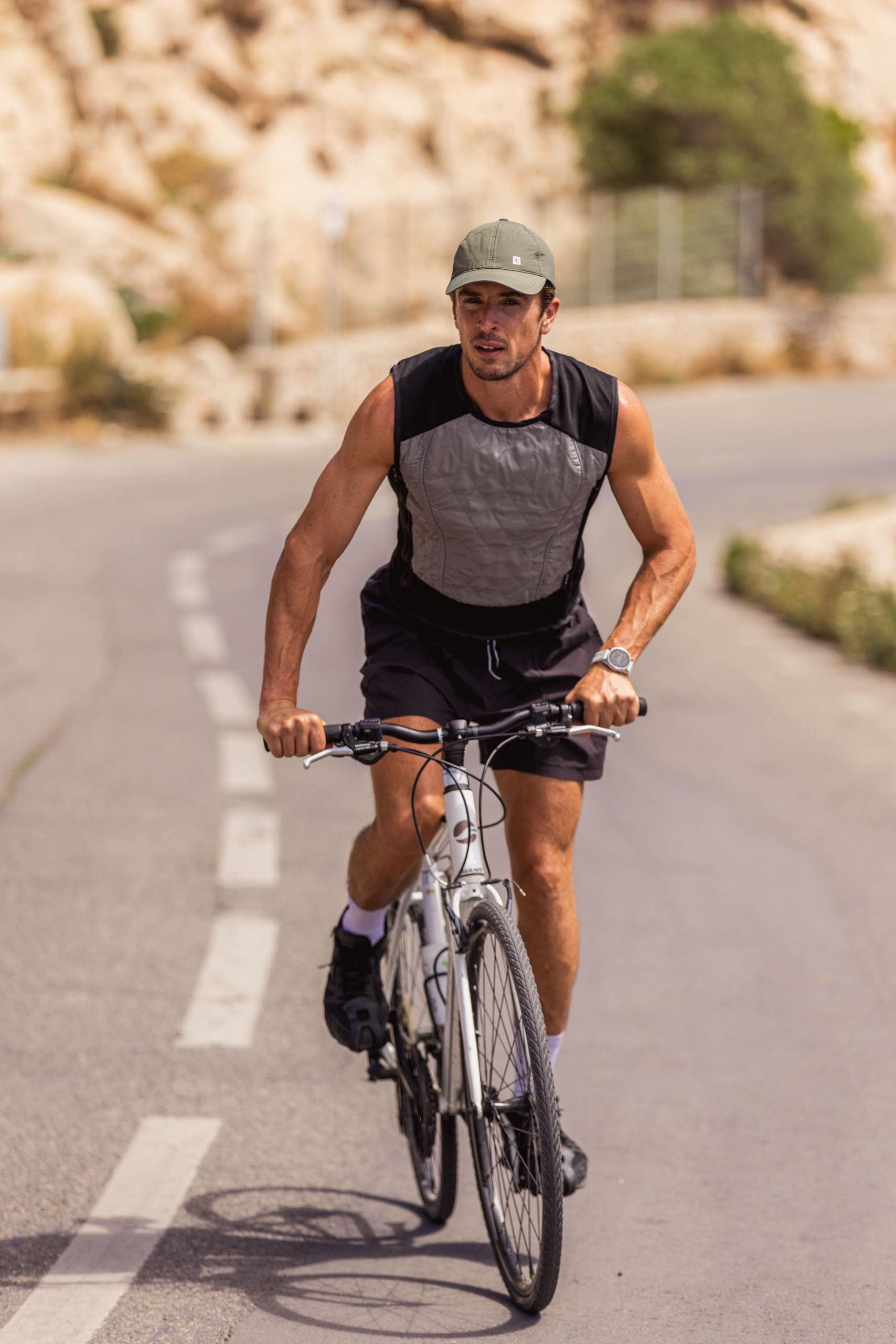 G-HEAT - Gilet Rafraîchissant Sport avec Technologie Polycool | Ultra-Léger et Respirant | Effet de Fraîcheur Instantané | Idéal pour Running, Cyclisme, Travail en Extérieur et Canicule