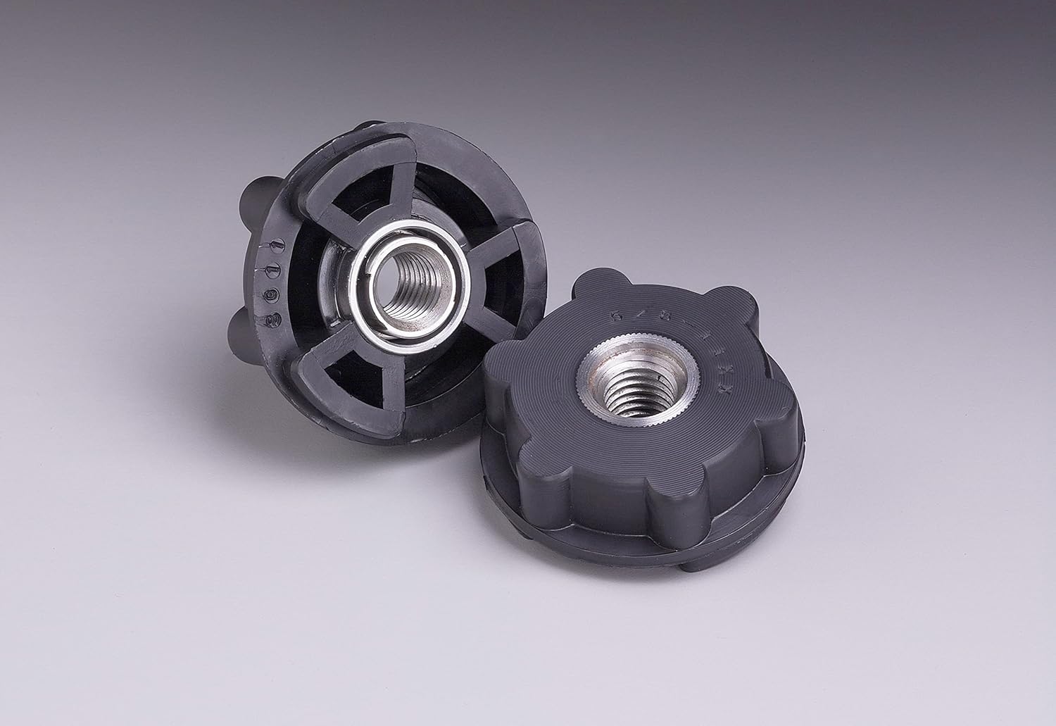 3M Disc Pad Hub - Quick Change Thread - Use with Disc Pad Face Plate - Attaches to Angle Grinder - 2.5" x 5/8-11 Thread - 11824