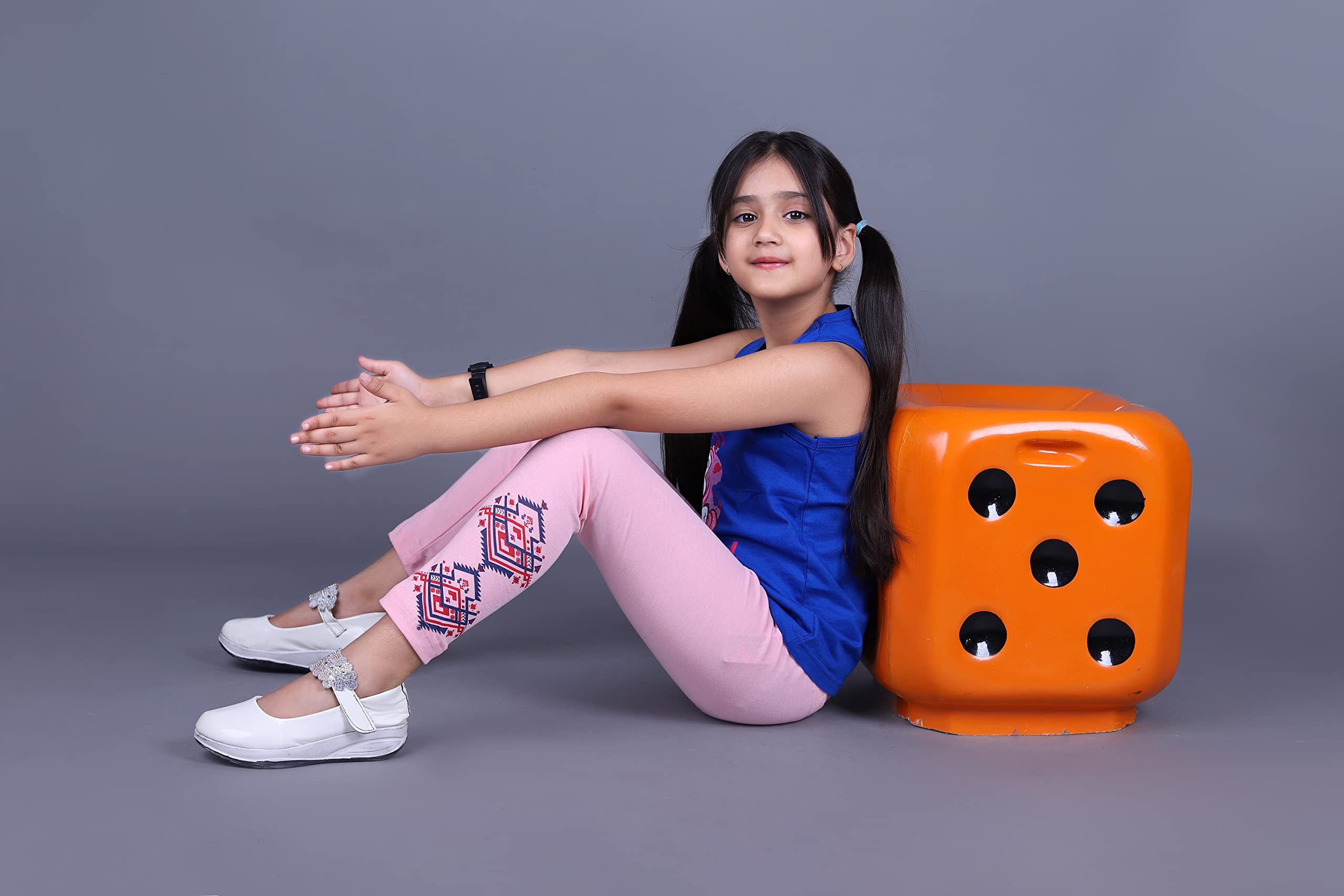 TotzTouch Girls Pant | Leggings | Trouser | Lowers |Pyjamas Cotton Stylish Print Near Ankle Pack of 3 Age 4-5 Years, Multicolour - Image 5 thumbnail