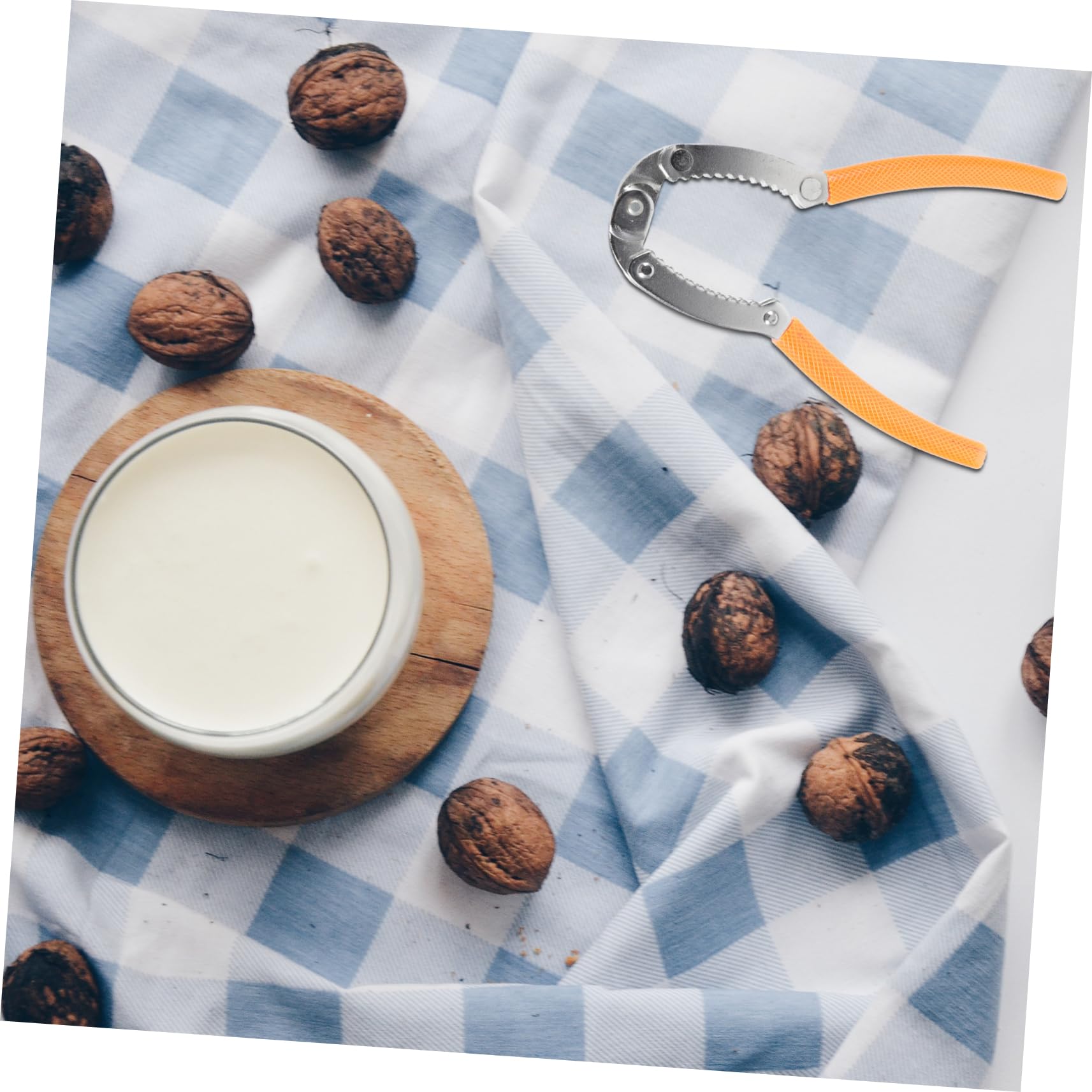 LIOOBO 2Pcs Heavy Duty Walnut Crackers Metal Walnut Opening Tool for Easy Nut Cracking Spring Nut Crackers for Kitchen Use Durable Cast Design