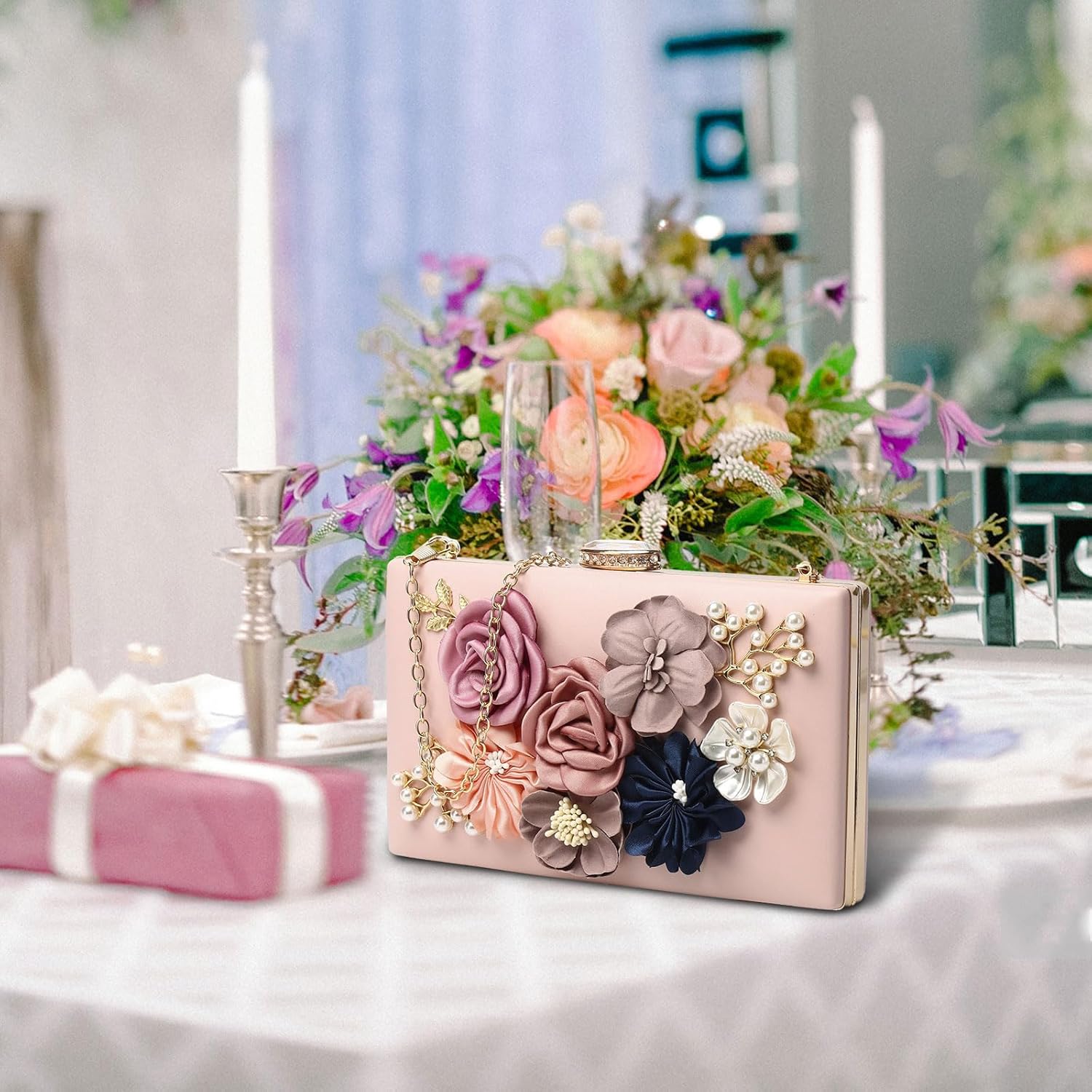 Clutch Purses for Women, Evening Clutch Clutch Purses for Women Formal, Banquet Bag with Floral Decoration, Gatherings