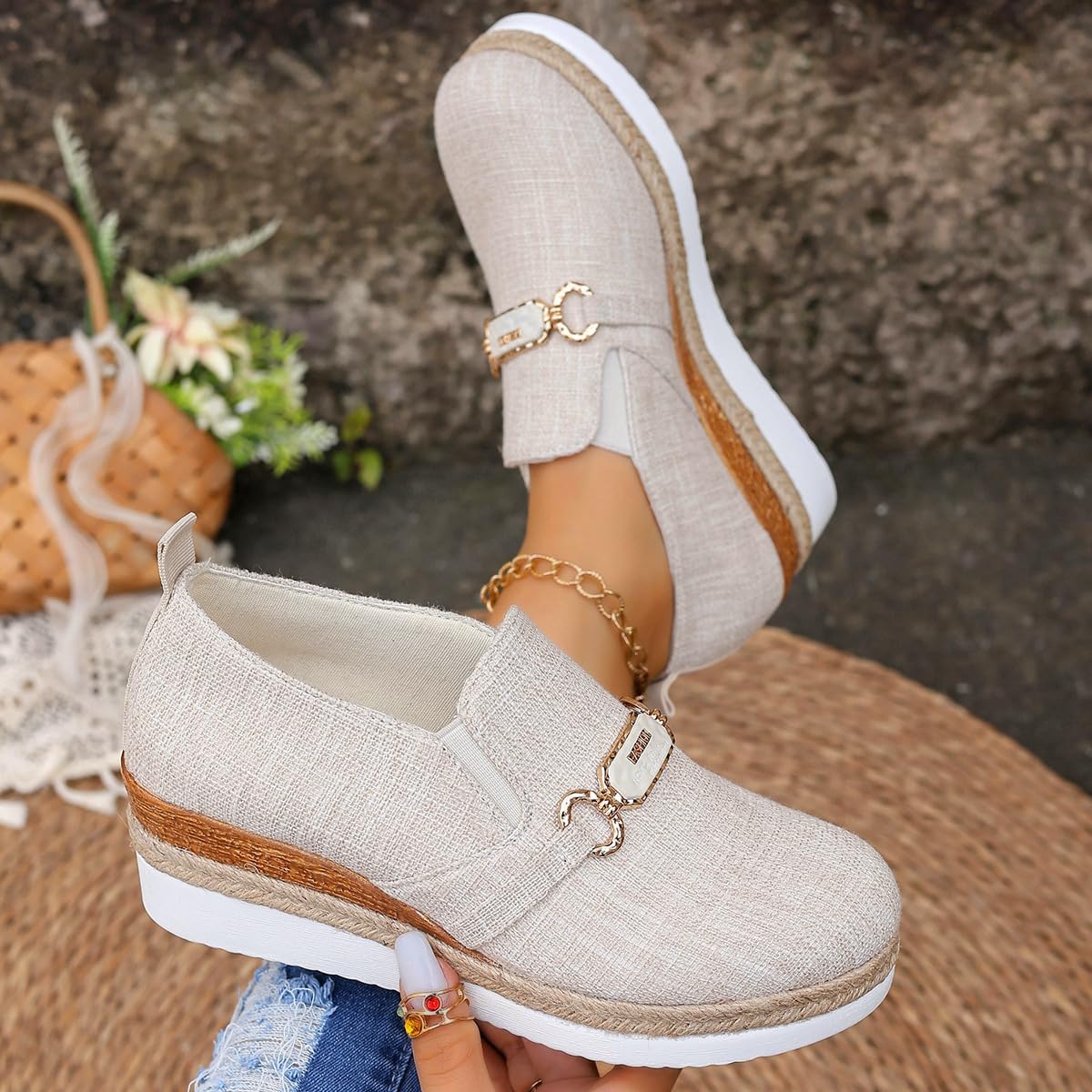 Women's Large-Size Platform Casual Shoes - Comfortable and Simple, Suitable for Outdoor use.