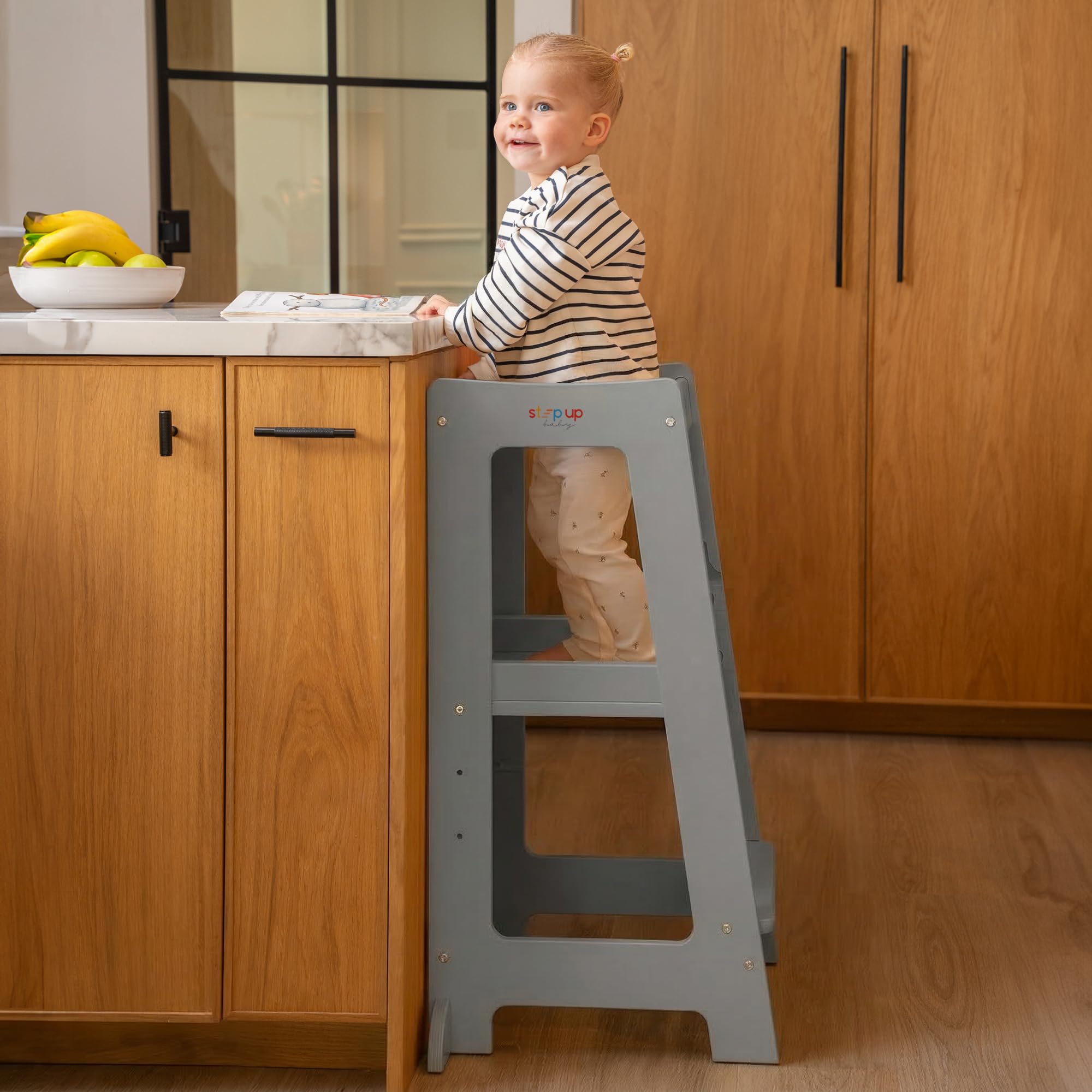 Stepup Baby Montessori Lernturm Tritthocker | Hochstuhl | Höhenverstellbar | Küchenhelfer | Sicherheitsgeländer | Für Kinder von 18 Monaten bis 5 Jahren - Grau