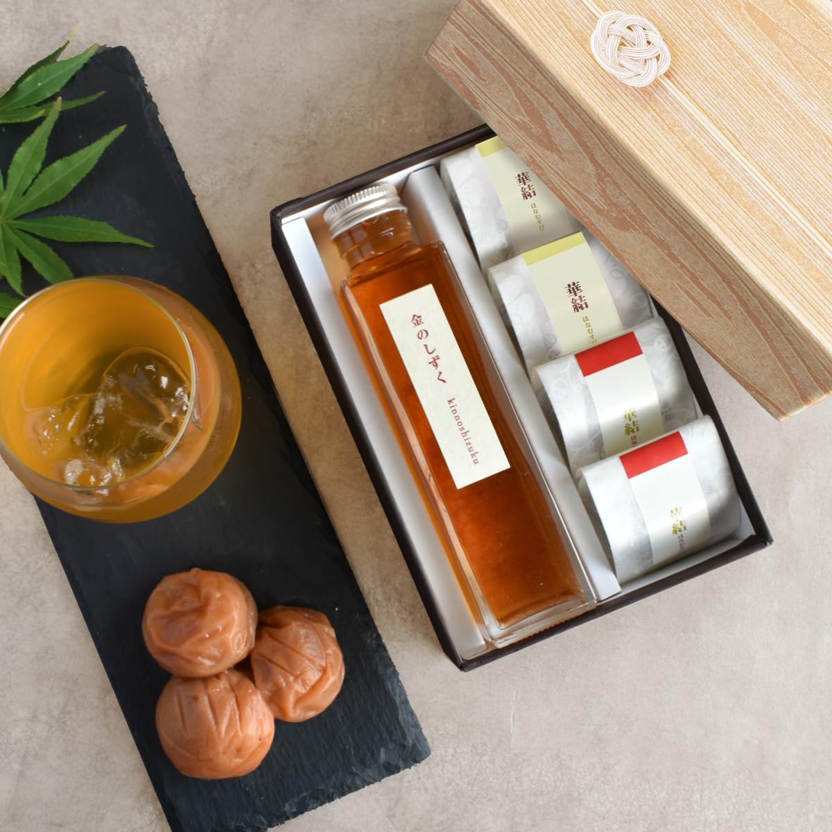 Amazon | 【 福梅本舗 】2種の梅干しと梅酒が楽しめるギフト「金の