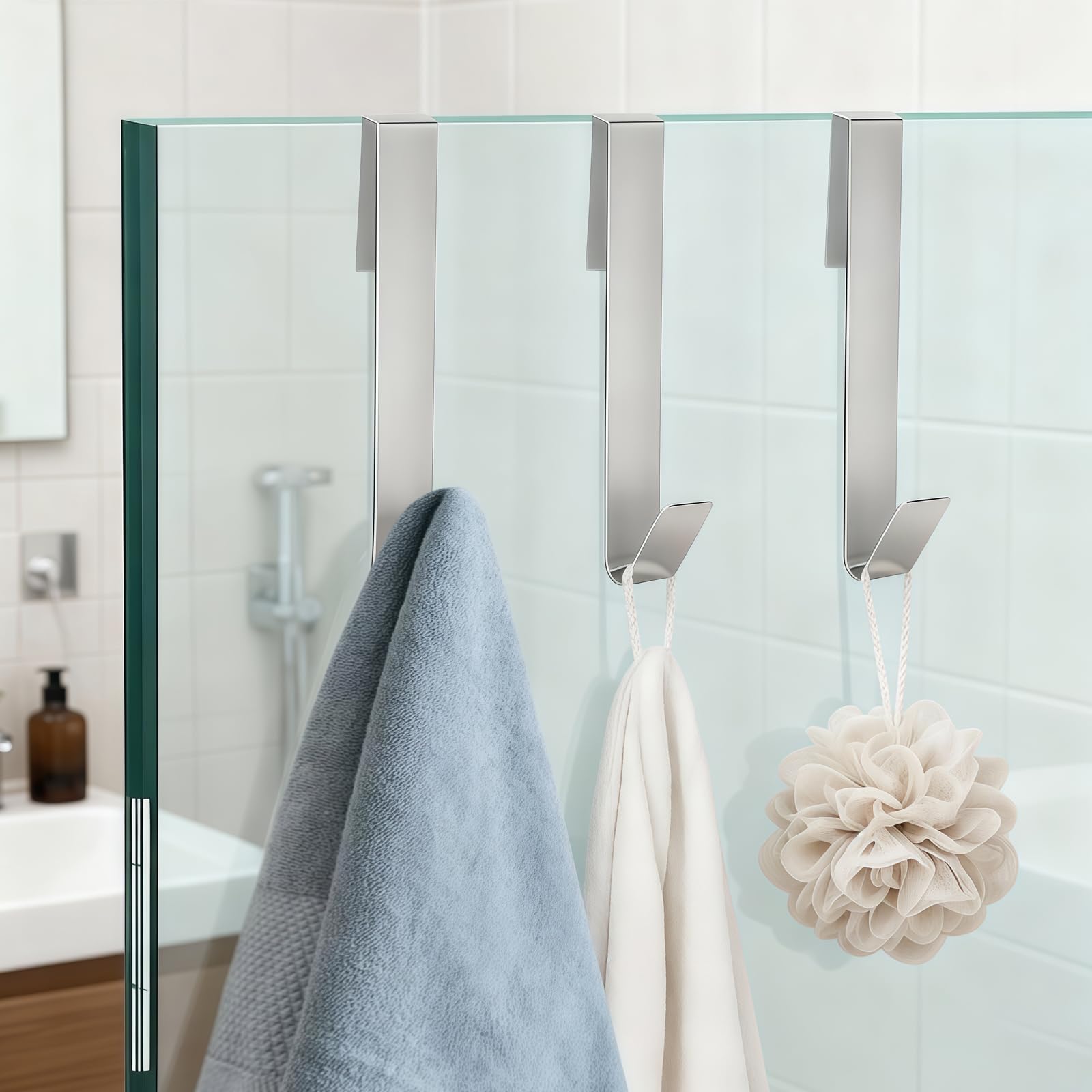Ganchos de Ducha 4 Piezas en Acero Inoxidable - Porta Toallas para Vidrio sin Perforar, Antideslizante y Resistente, Fácil de Colgar para Baño, Ducha y Cocina para Vidrio hasta 13mm de Espesor