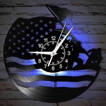 ساعة حائط علم الولايات المتحدة الأمريكية ، 12 بوصة 7 ألوان ساعة حائط تذكارية من مشاة البحرية المضيئة ، صامتة غير موقوتة من الفينيل المزخرف الحديث سجل ساعة حائط ضوء الليل لهدية الجندي المخضرم