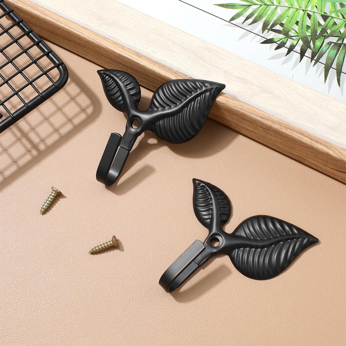 Ipetboom 2 Pcs Metal Leaf Wall Hooks Vintage Artistic Home Hanging image 5
