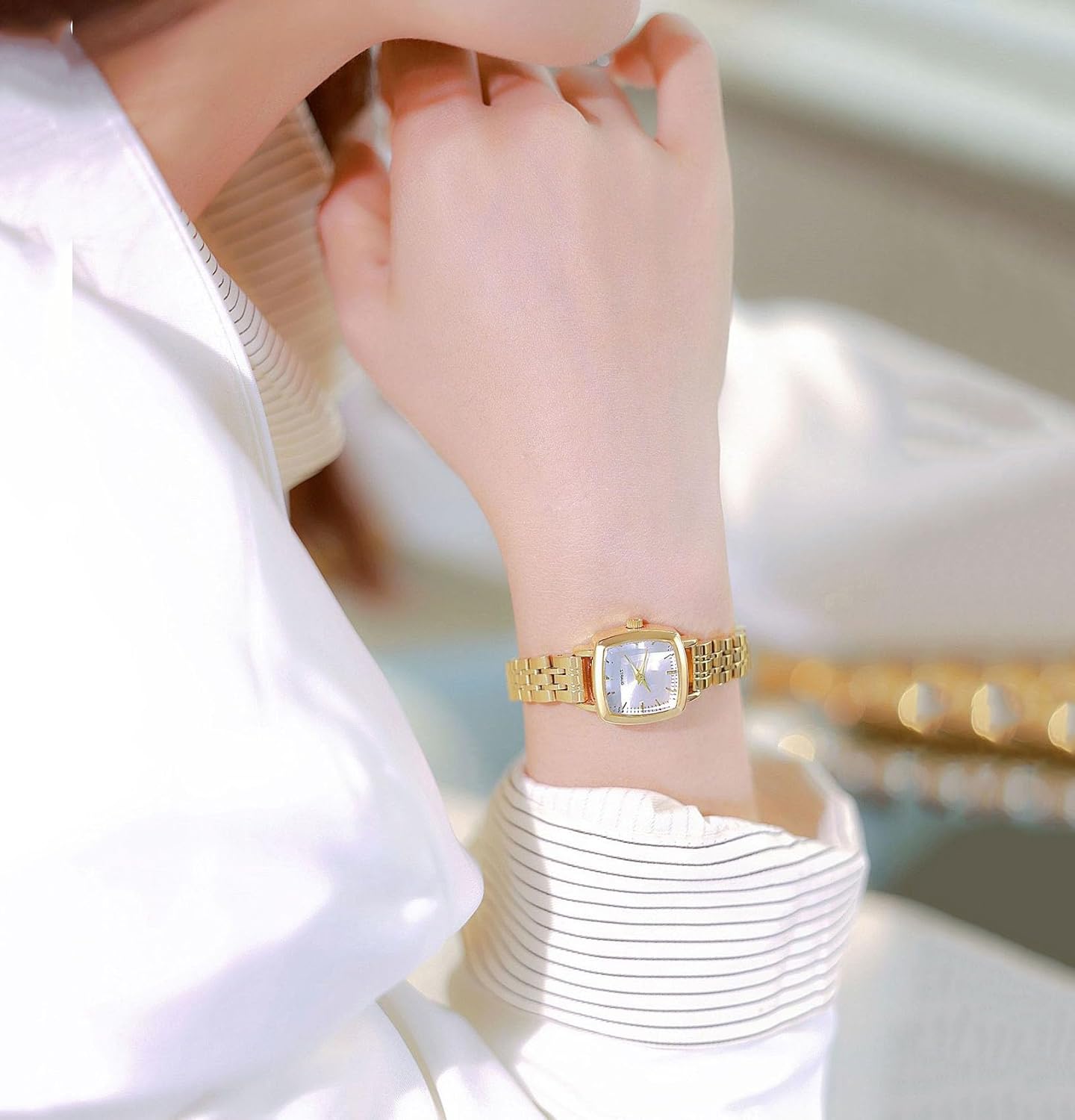 ADSBIAOYE Small Gold Watches for Women Vintage Square Ladies Quartz Wrist Watches Fashion Casual Bracelet Watch - Image 2