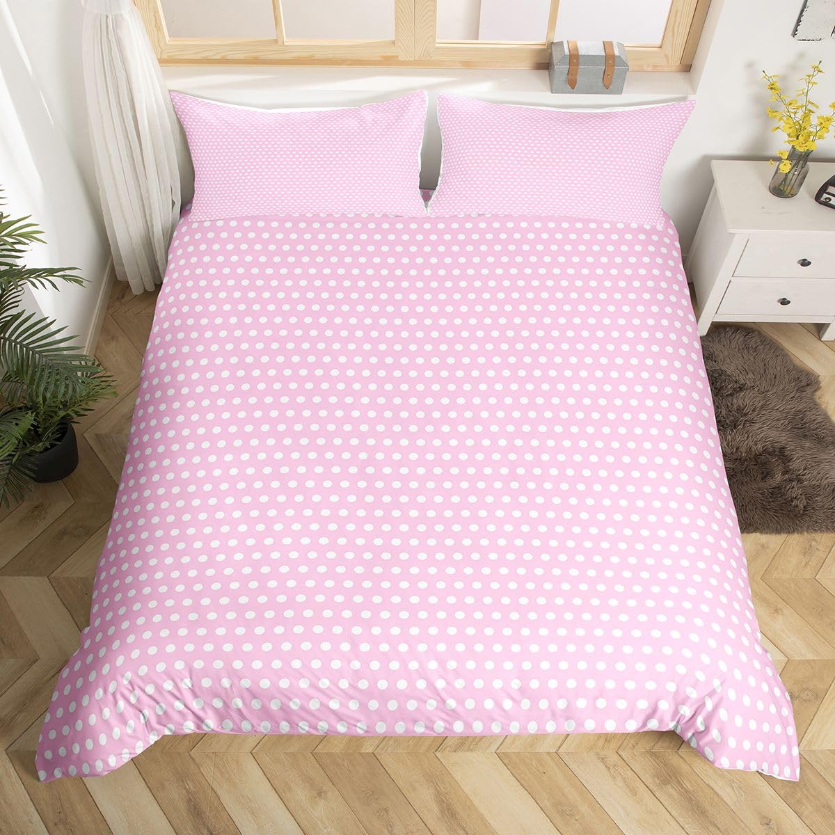 Funda de edredón de lunares rosa para un dormitorio romántico, sencillo y confortable