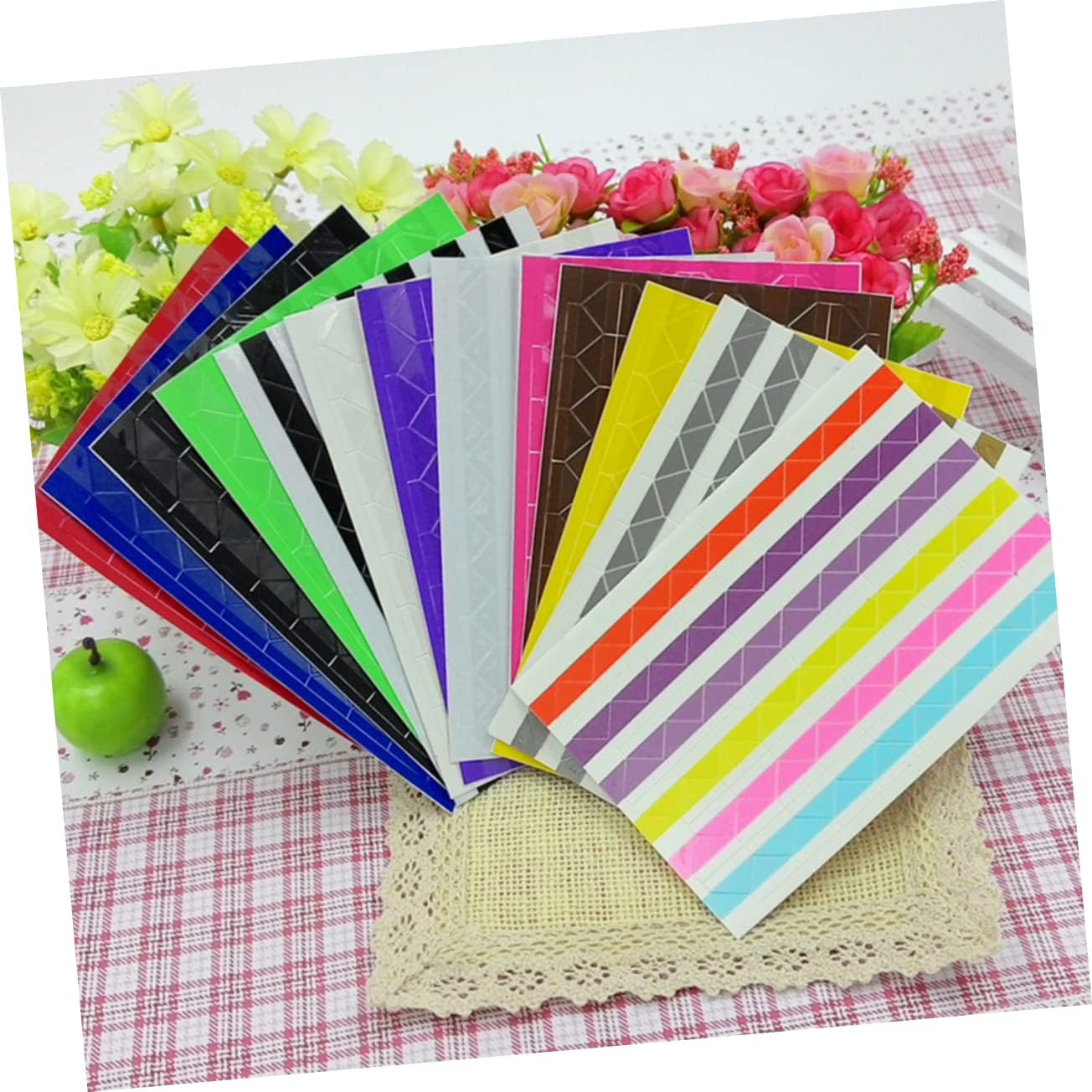 CORHAD Self Adhesive Photo Corners for Scrapbooking and Photo Albums Creative Picture Mounting Stickers Random Color for Memory Books and Journals