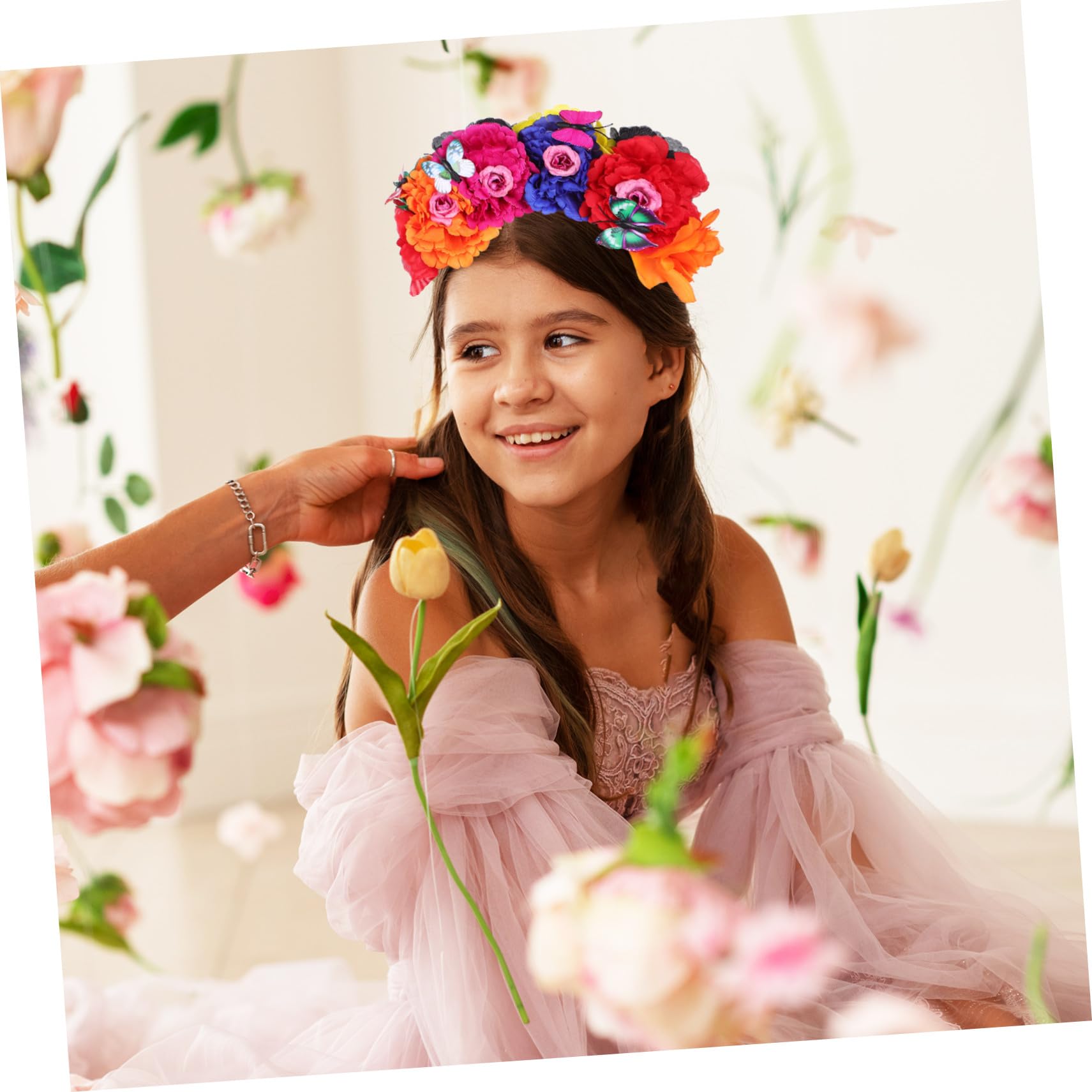 Diadema Floral de Plástico para Niñas y Mujeres en Bodas | No se Deforma, No Pierde Color, Acabado Delicado y Estilo Elegante, para Ocasión Especial