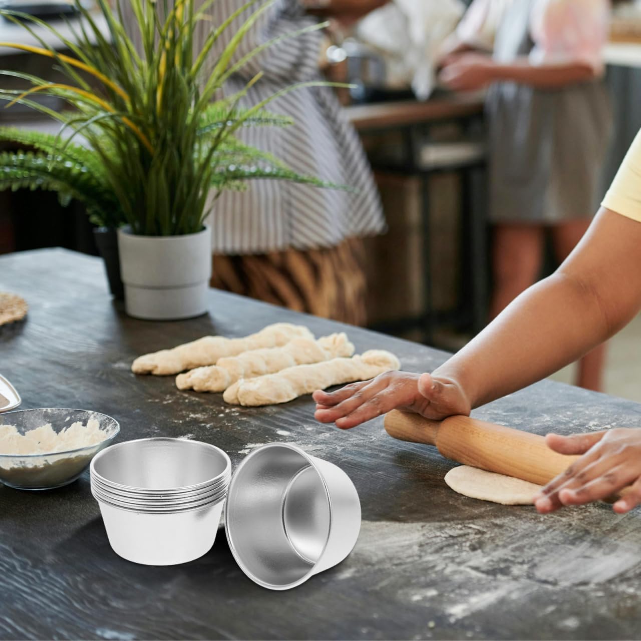Cabilock 6-Pack Non-Stick Pudding Baking Cups 2.63 Inch Heat Resistant Round Mini Muffin Molds for Home Baking Party Dessert