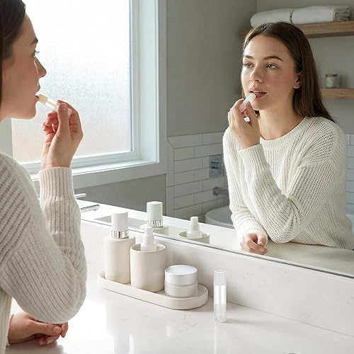 Miniatura 4 de Bekith Paquete de 100 tubos de bálsamo labial vacíos transparentes de 0.2 fl oz con tapas blancas, Claro