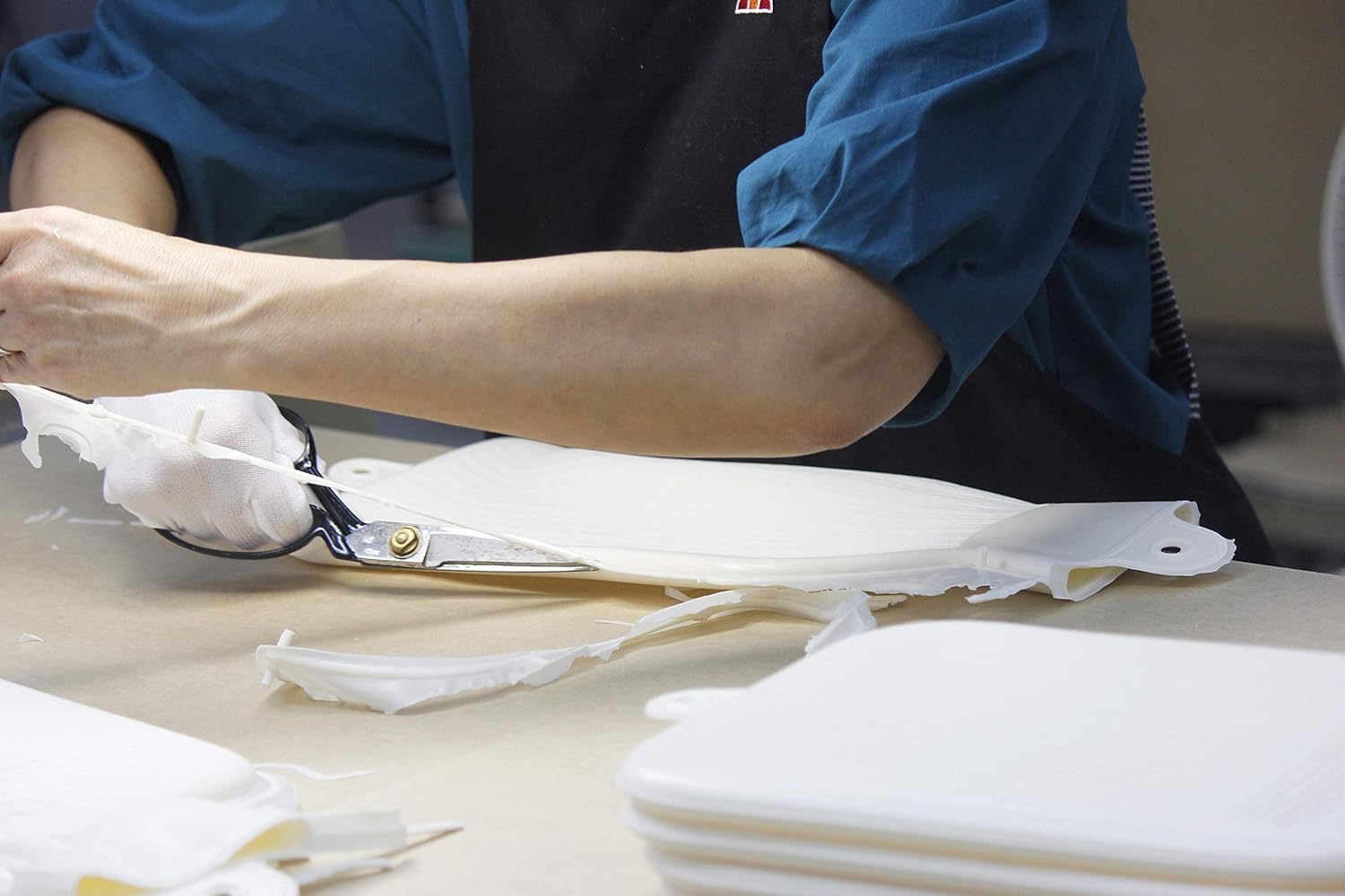 Amazon シリコン製水枕 ｓｉｌｉｃｏｎｅ ｗａｔｅｒ ｐｉｌｌｏｗ 白 日本製 Romo Corporation 水まくら 氷嚢