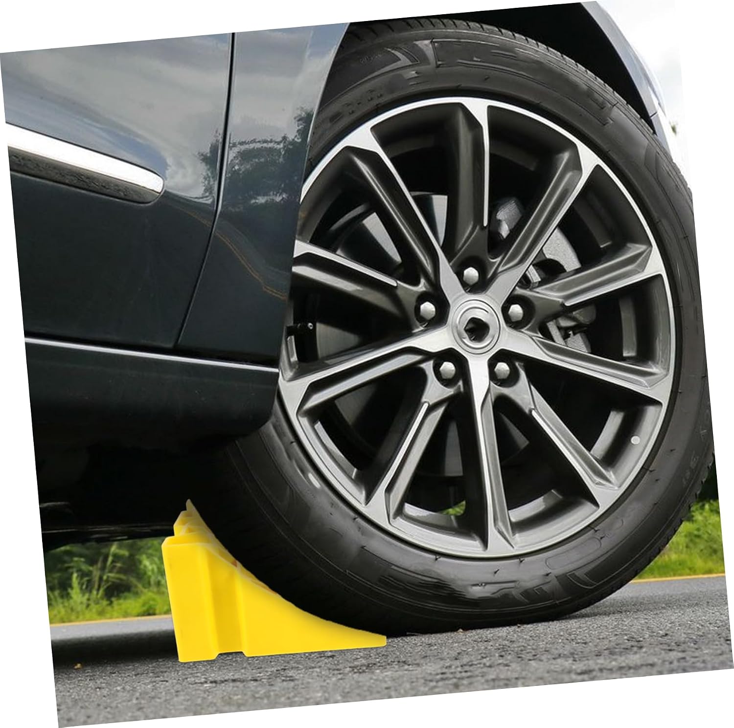 GLEAVI Plastic Wheel Chocks for Travel Trailer and Vehicle Stability