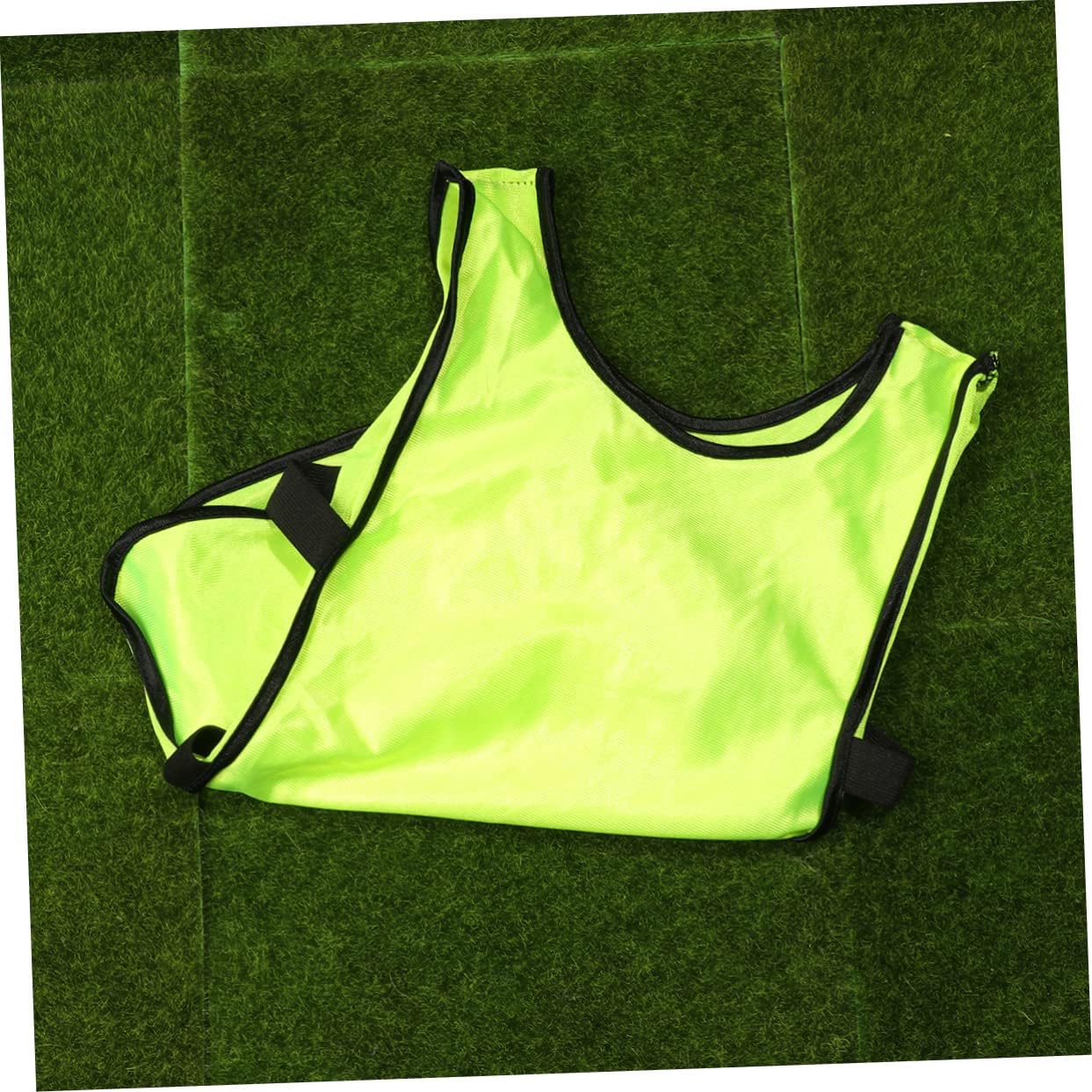 Mikinona 6pcs Breathable Training Vests for Kids Fluorescent Green Football Pinnies Lightweight Practice Waistcoat for Soccer and Basketball