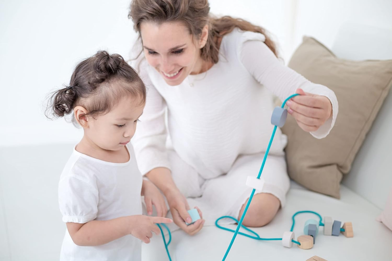 PlanToys Pastel Beads Link – (5381)