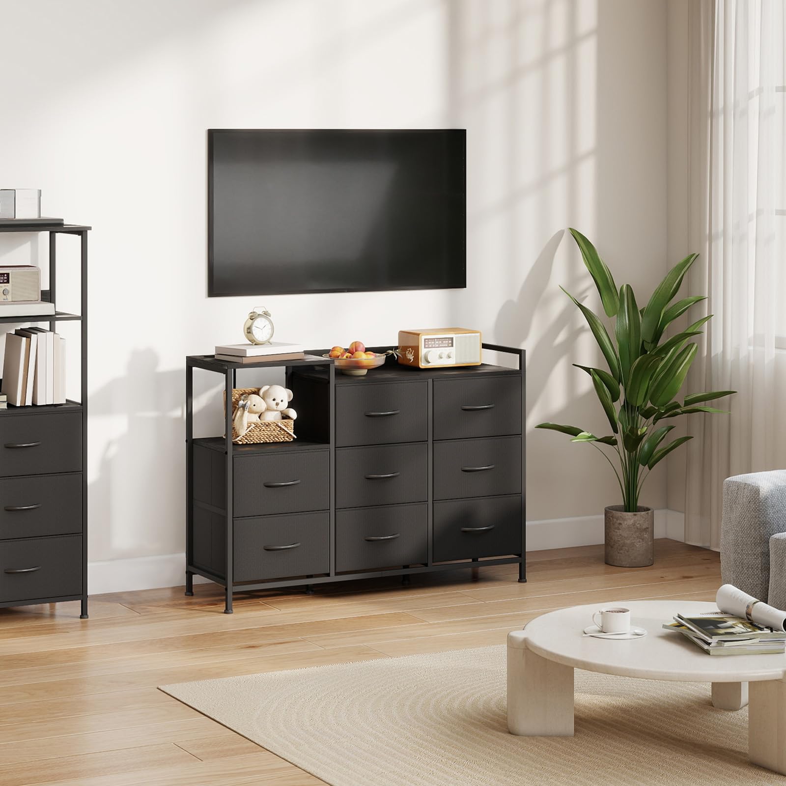 Somdot Commode Chambre Connectée, Commode LED par APP ou Button avec Station de Charge, Meuble de Rangement en Tissu, Dortoir, Salon, Entrée, 8 Tiroirs, Noir