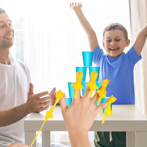 Miniatura 8 de Paquete de 48 tirachinas de pollo de goma, juguetes novedosos de Halloween, juguete de pollo volador para Navidad, mini pollos de goma a granel,