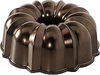 Vista 11 de Nordic Ware Bundt Original, 12 tazas, plateado