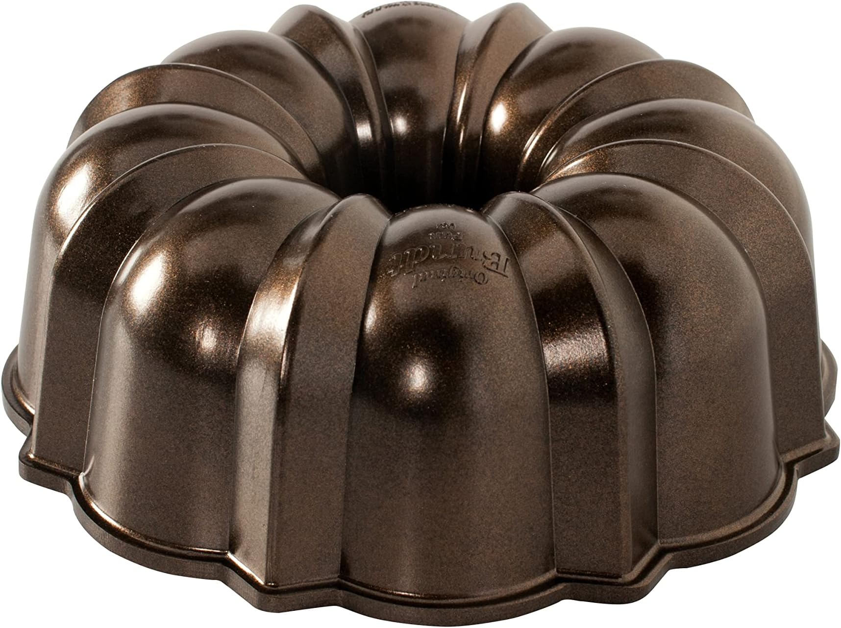 50148 12-Cup Pan Original Cast Aluminium, Bundt Tin with Fluted Pattern, Cake Mould Made in The USA, 2.8 liters, Bronze