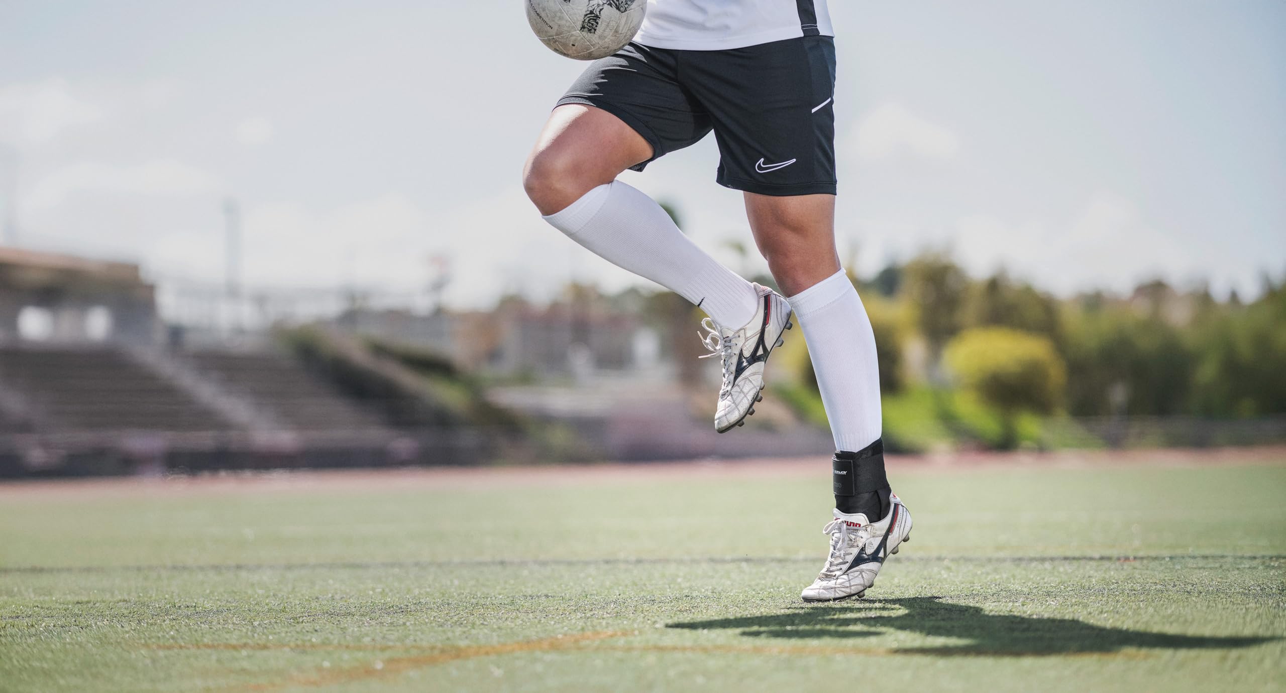 DonJoy Performance ANAFORM - Fascia per caviglia con 8 cinghie per sostegno alla caviglia da leggero a medio per calcio, pallavolo, anelli, calcio, lacrosse, snowboard, basket