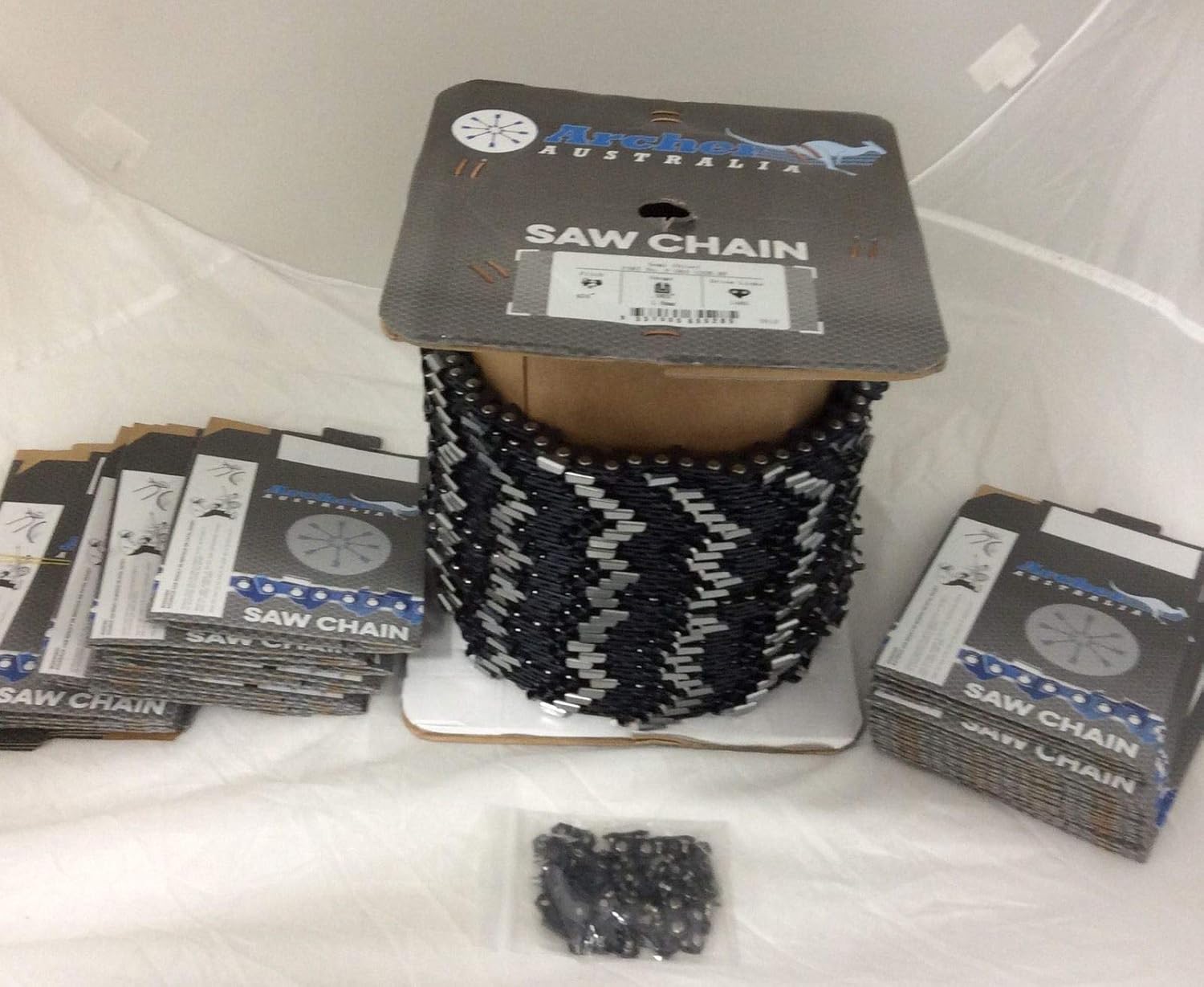 100ft Archer Ripping Chainsaw Chain .404-.063 replaces the sizes of Oregon part number 27R100U.