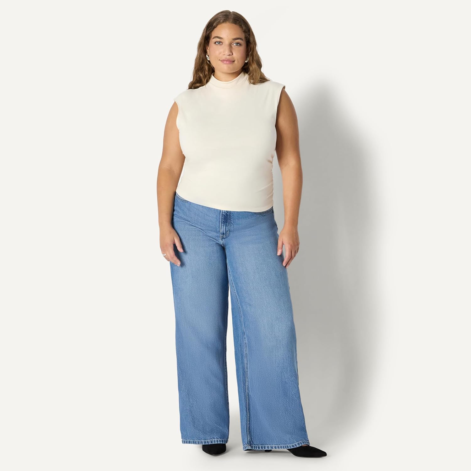 Amazon Essentials Women's Slim-Fit Sleeveless High-Neck Top - Image 7